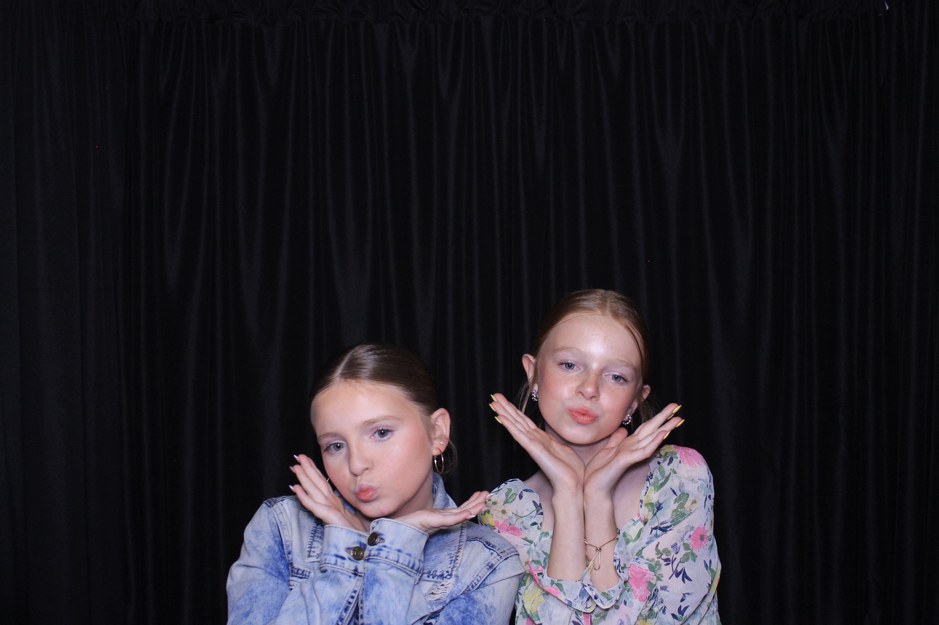 Chess Christian Middle School Western Dance | View more photos from the event at gallery.photoboothcincy.com/u/PhotoBoothCincy/Chess-Christian-Middle-School-Western-Dance