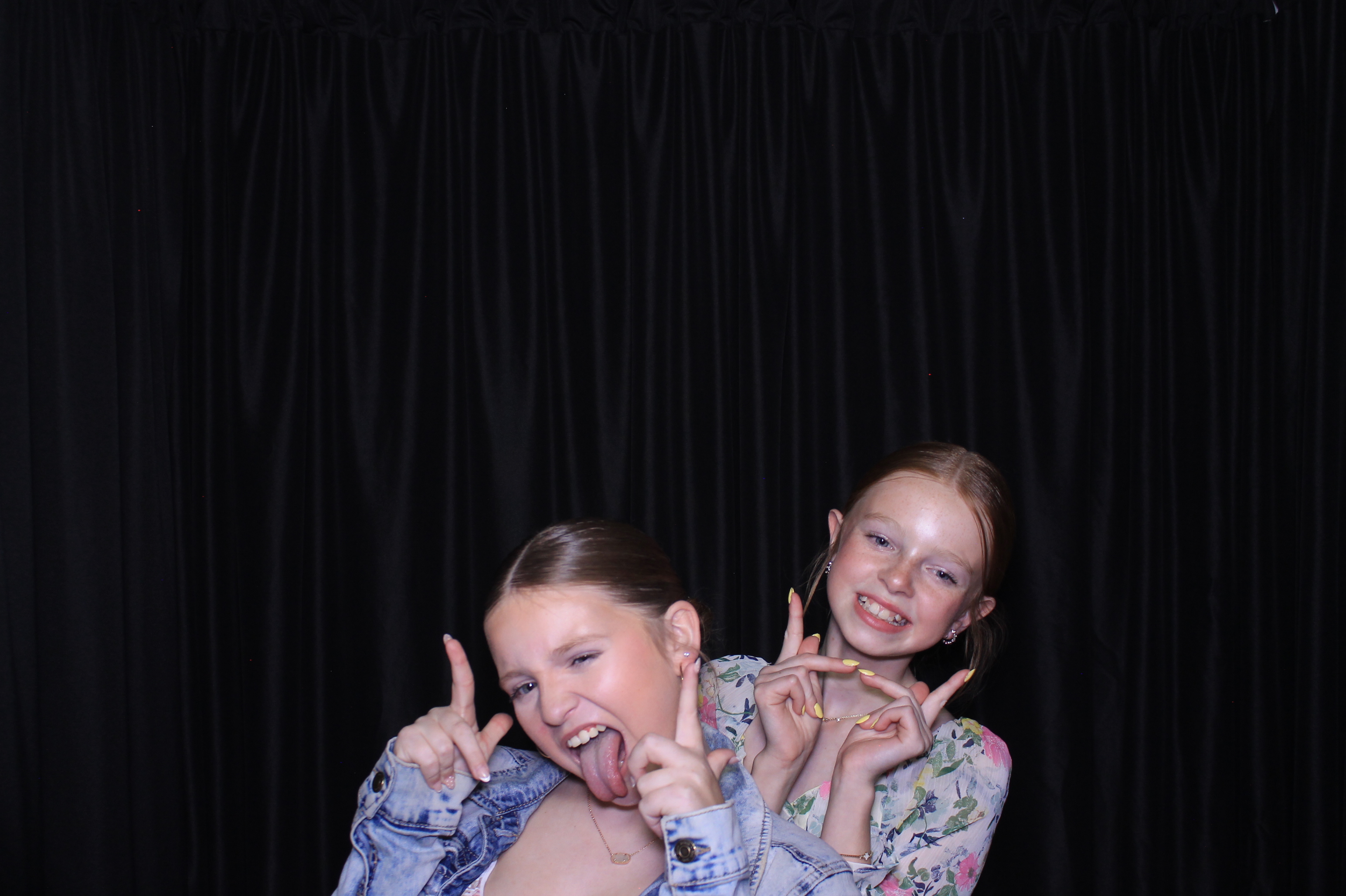Chess Christian Middle School Western Dance | View more photos from the event at gallery.photoboothcincy.com/u/PhotoBoothCincy/Chess-Christian-Middle-School-Western-Dance