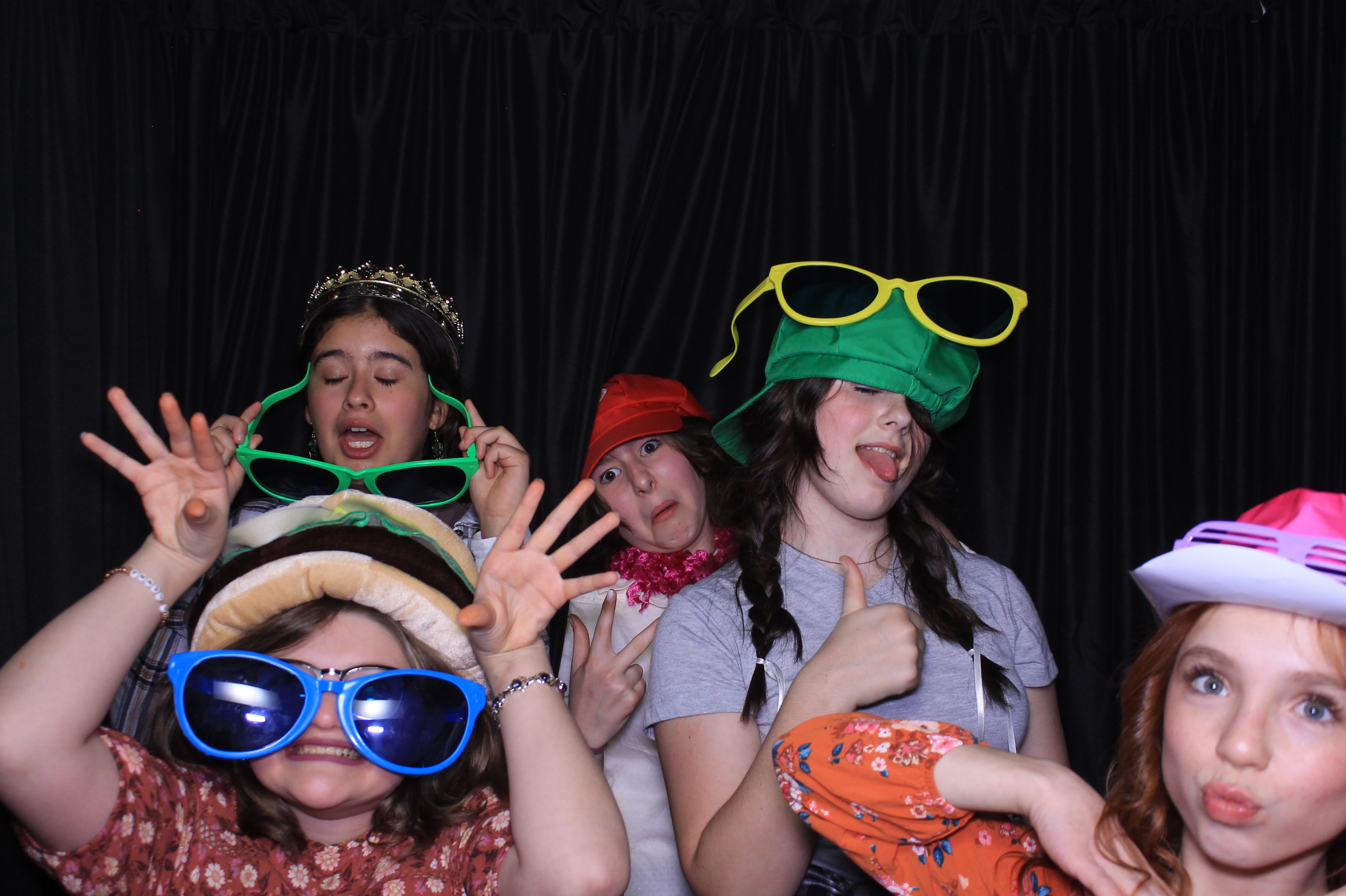 Chess Christian Middle School Western Dance | View more photos from the event at gallery.photoboothcincy.com/u/PhotoBoothCincy/Chess-Christian-Middle-School-Western-Dance