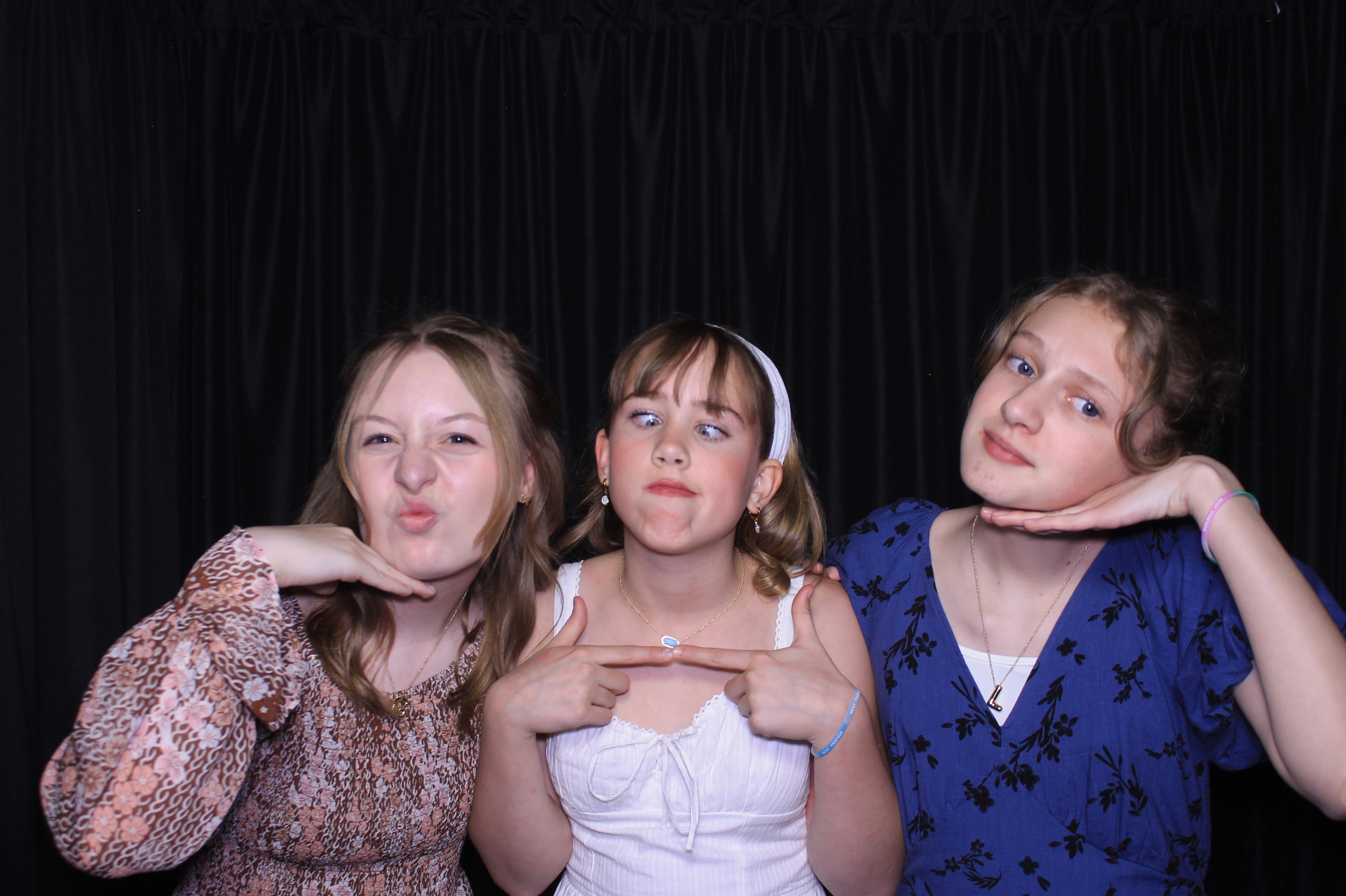 Chess Christian Middle School Western Dance | View more photos from the event at gallery.photoboothcincy.com/u/PhotoBoothCincy/Chess-Christian-Middle-School-Western-Dance