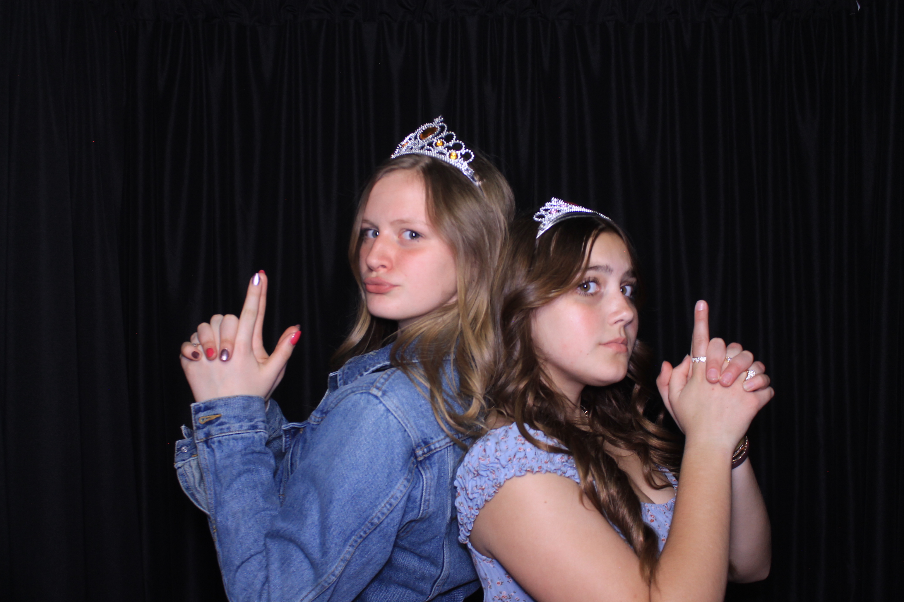 Chess Christian Middle School Western Dance | View more photos from the event at gallery.photoboothcincy.com/u/PhotoBoothCincy/Chess-Christian-Middle-School-Western-Dance