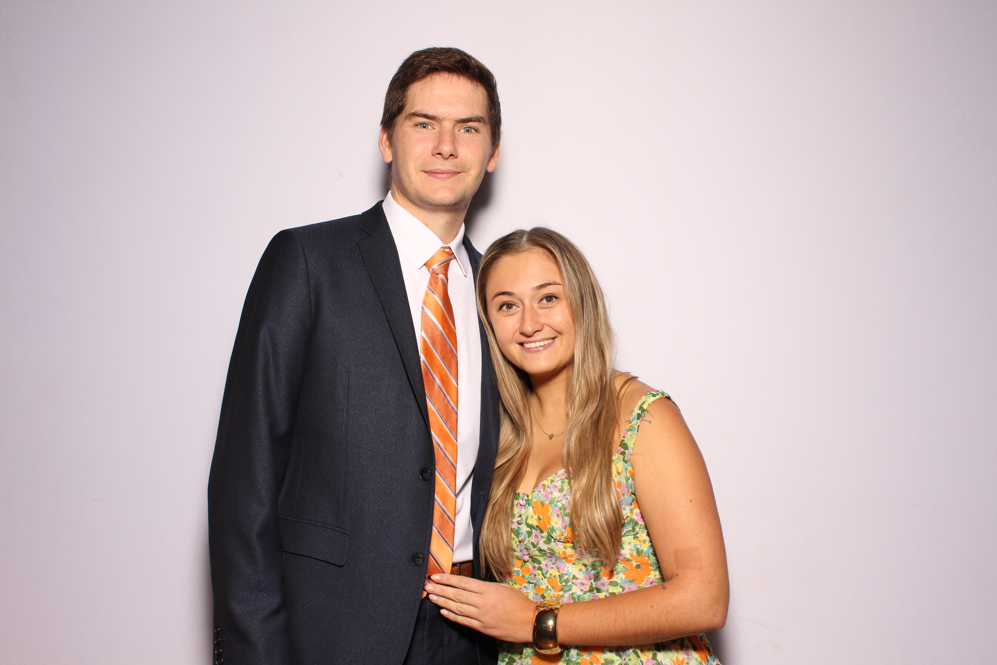 Chloe & Jason Wedding | View more photos from the event at gallery.photoboothcincy.com/u/PhotoBoothCincy/Chloe-Jason-Wedding