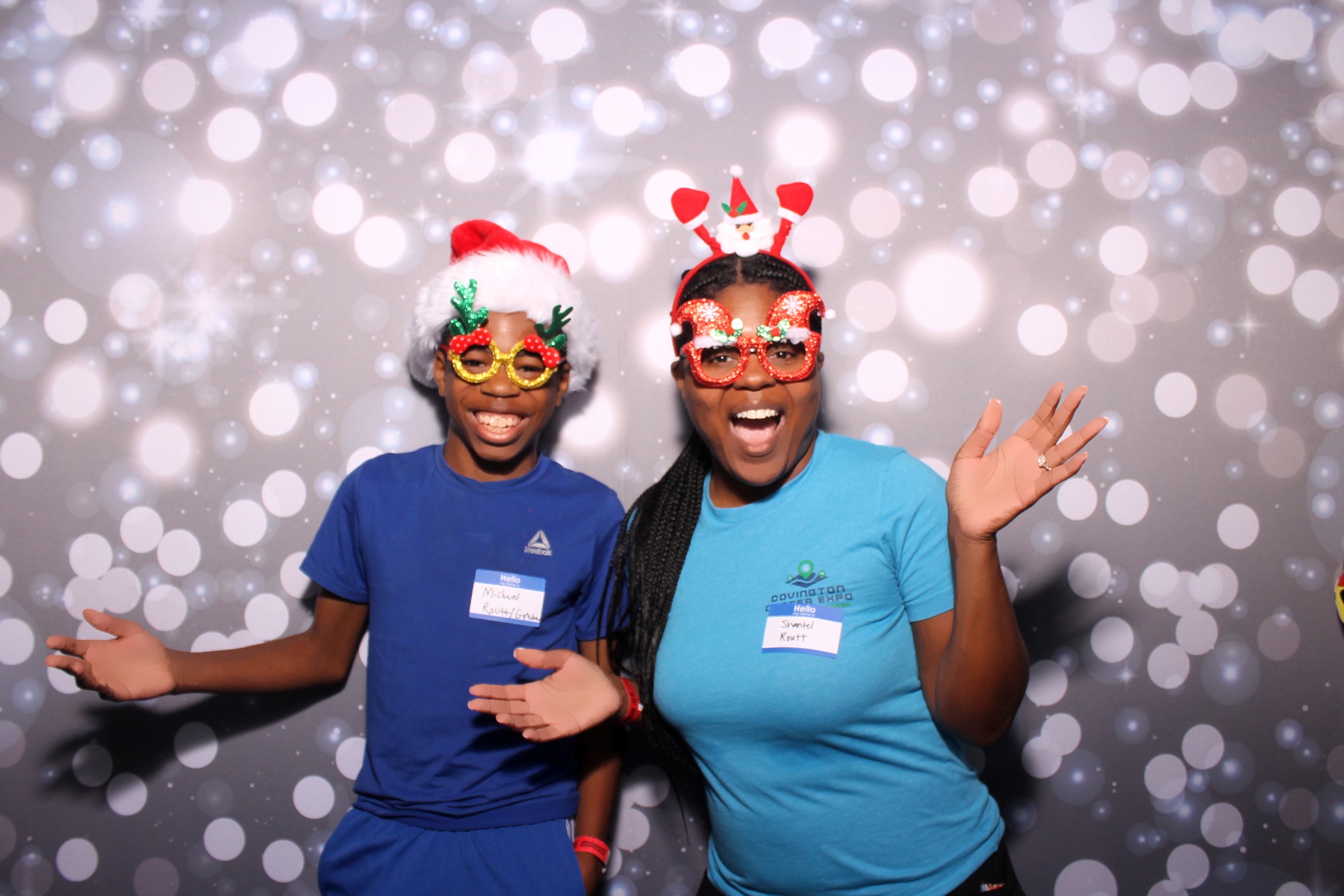 Christmas in July!! | View more photos from the event at gallery.photoboothcincy.com/u/PhotoBoothCincy/Christmas-in-July