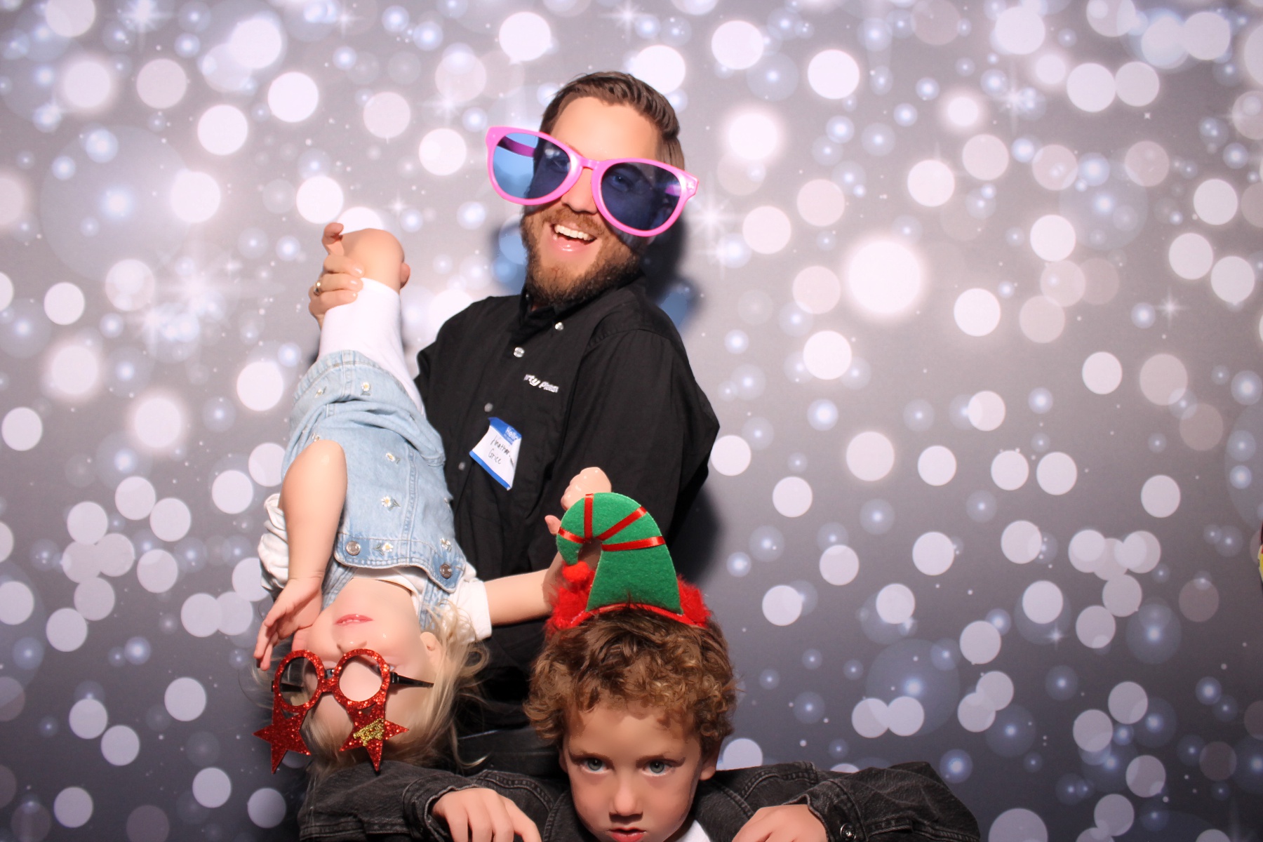 Christmas in July!! | View more photos from the event at gallery.photoboothcincy.com/u/PhotoBoothCincy/Christmas-in-July