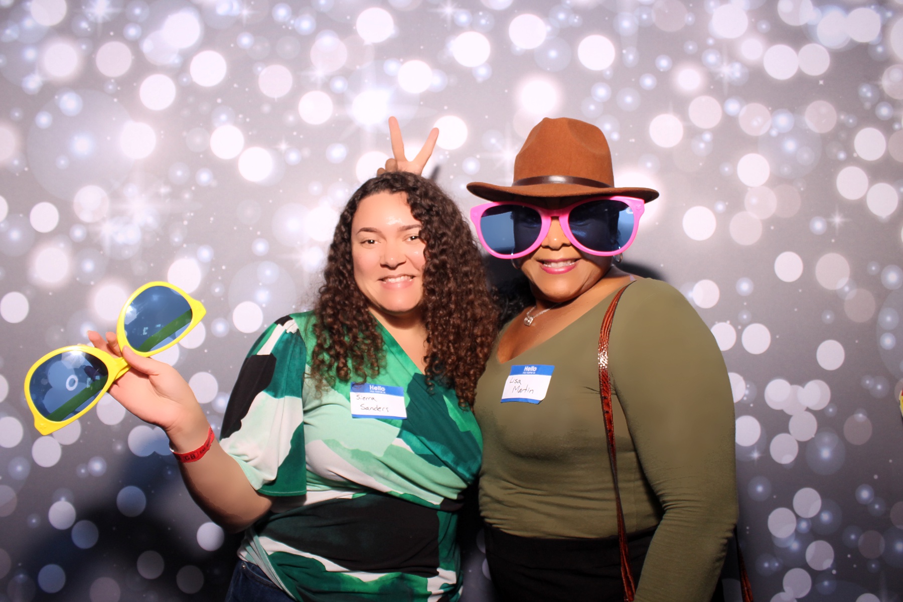 Christmas in July!! | View more photos from the event at gallery.photoboothcincy.com/u/PhotoBoothCincy/Christmas-in-July