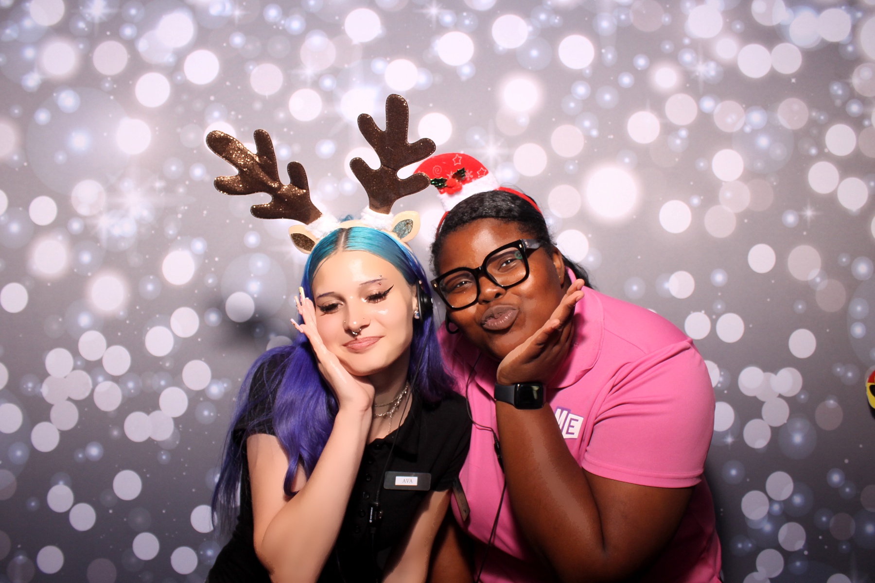 Christmas in July!! | View more photos from the event at gallery.photoboothcincy.com/u/PhotoBoothCincy/Christmas-in-July