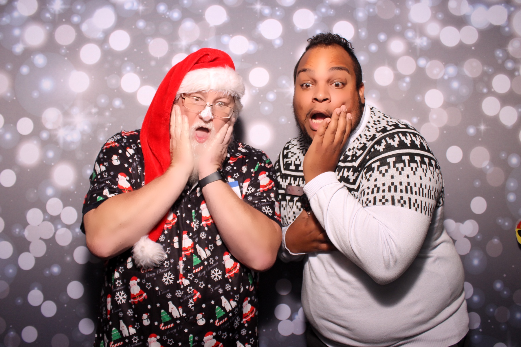Christmas in July!! | View more photos from the event at gallery.photoboothcincy.com/u/PhotoBoothCincy/Christmas-in-July