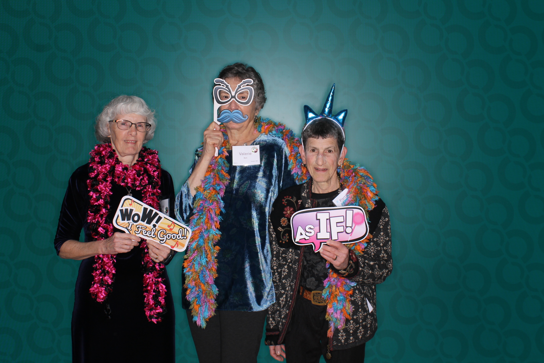 Cincinnati Children's Medical Staff and Alumni Dinner | View more photos from the event at gallery.photoboothcincy.com/u/PhotoBoothCincy/Cincinnati-Childrens-Medical-Staff-and-Alumni-Dinner