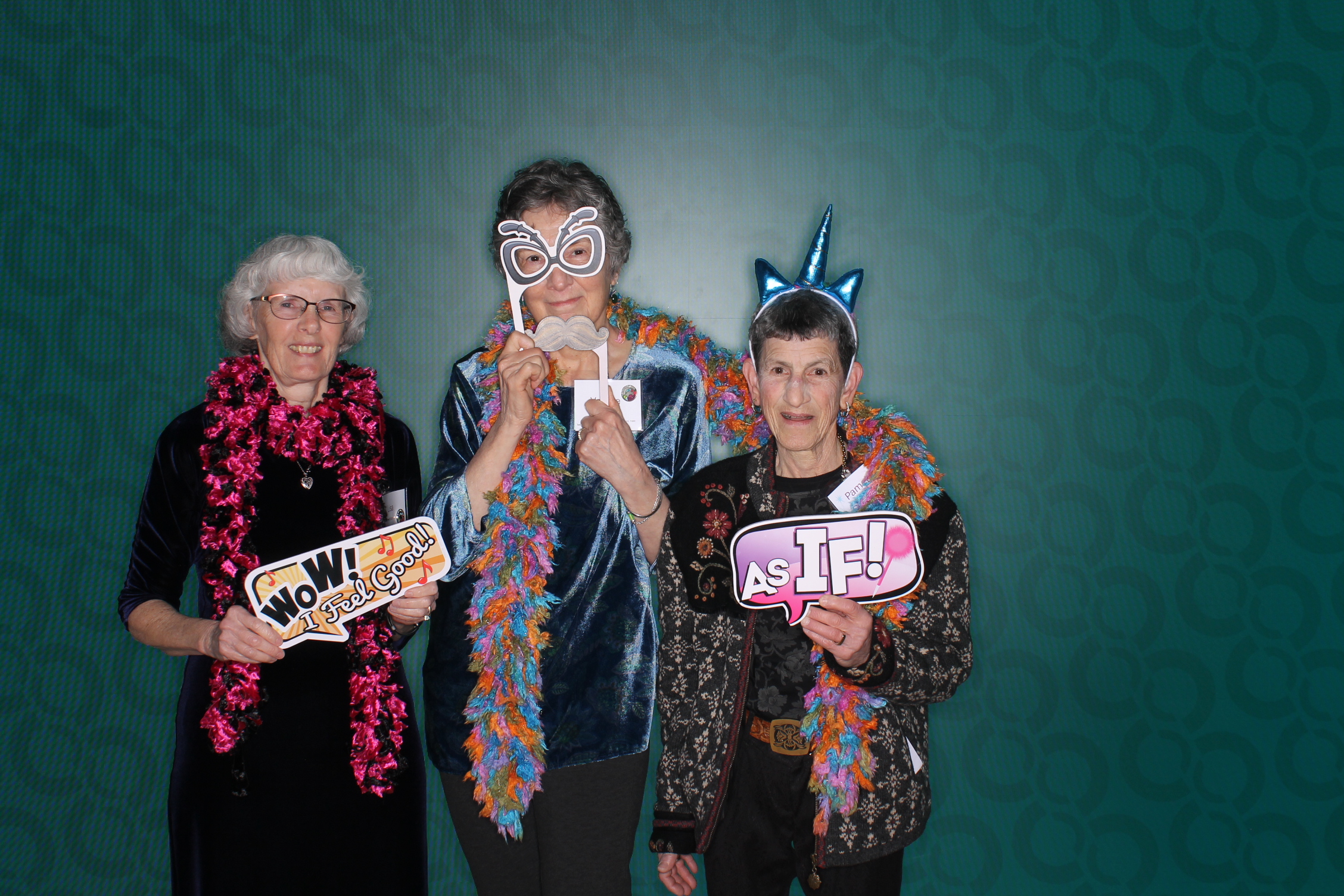 Cincinnati Children's Medical Staff and Alumni Dinner | View more photos from the event at gallery.photoboothcincy.com/u/PhotoBoothCincy/Cincinnati-Childrens-Medical-Staff-and-Alumni-Dinner