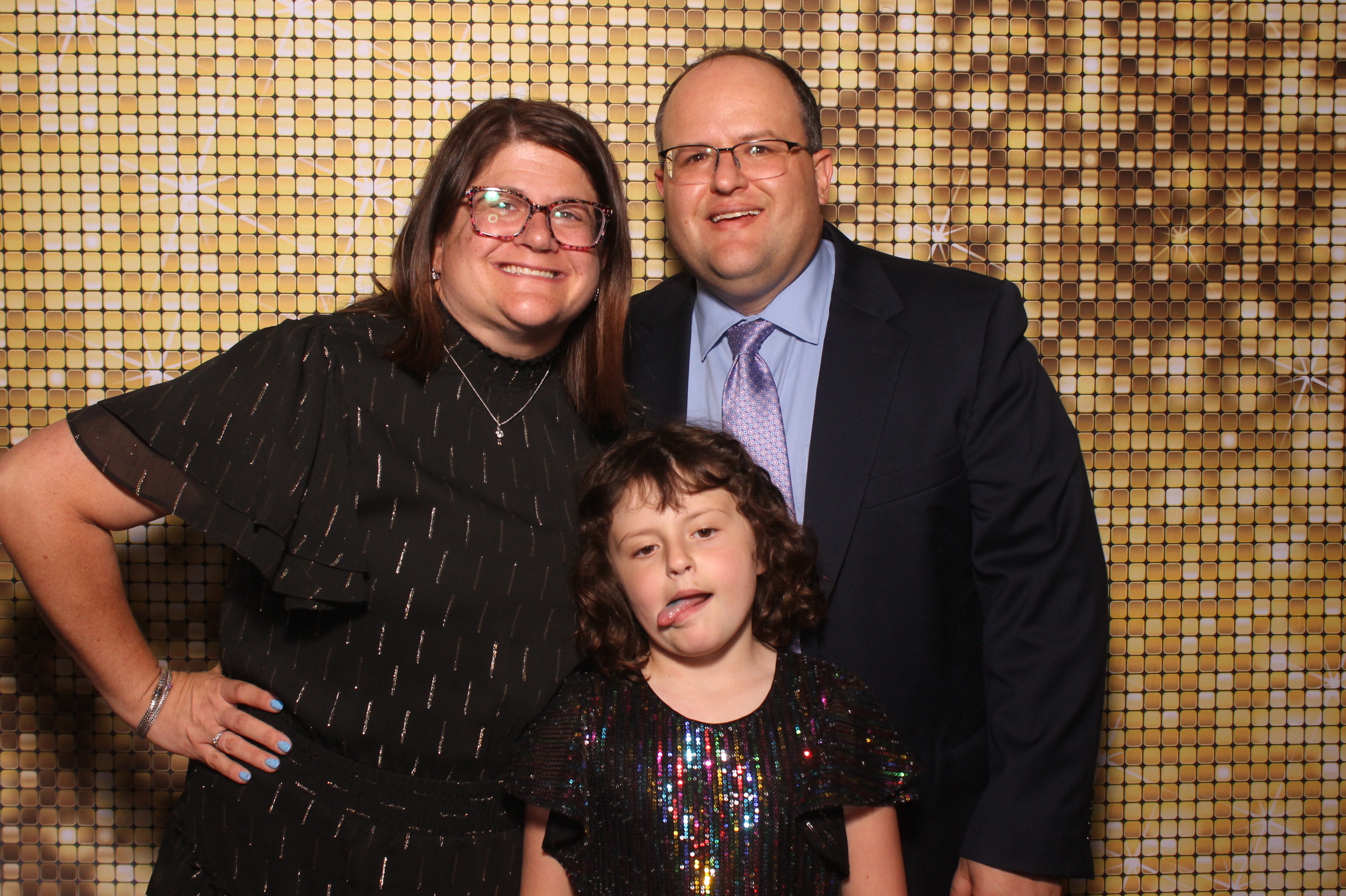 Clementine’s Bat Mitzvah | View more photos from the event at gallery.photoboothcincy.com/u/PhotoBoothCincy/Clementine’s-Bat-Mitzvah