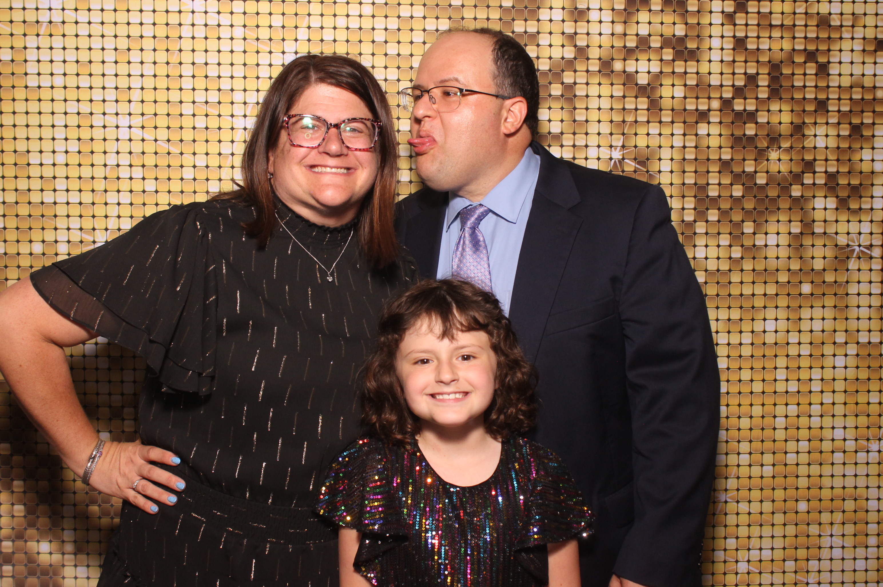 Clementine’s Bat Mitzvah | View more photos from the event at gallery.photoboothcincy.com/u/PhotoBoothCincy/Clementine’s-Bat-Mitzvah