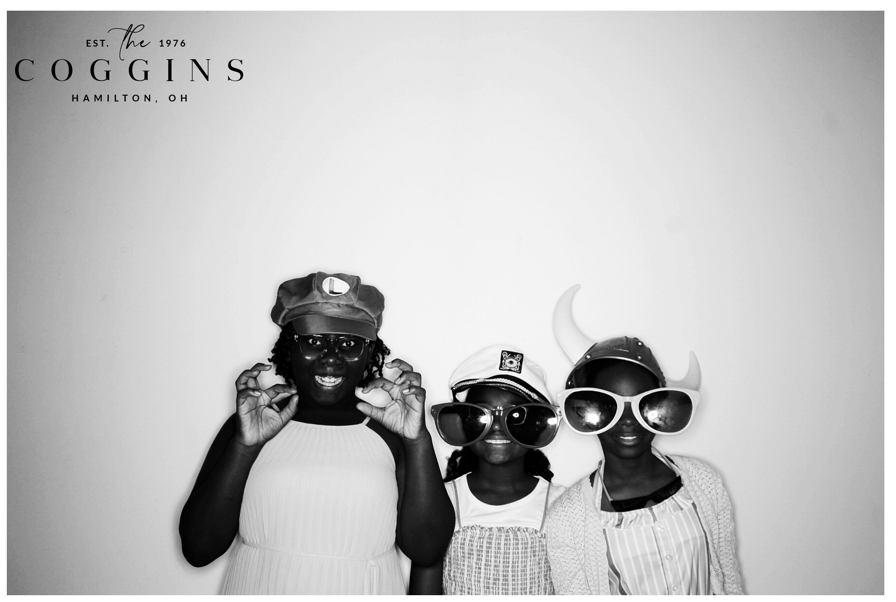 Coggins Wedding | View more photos from the event at gallery.photoboothcincy.com/u/PhotoBoothCincy/Coggins-Wedding
