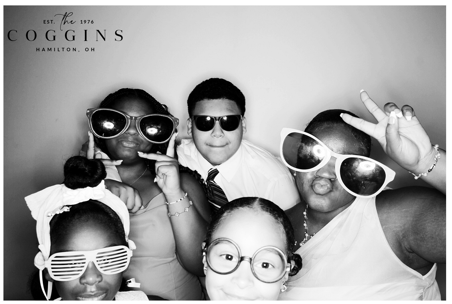 Coggins Wedding | View more photos from the event at gallery.photoboothcincy.com/u/PhotoBoothCincy/Coggins-Wedding