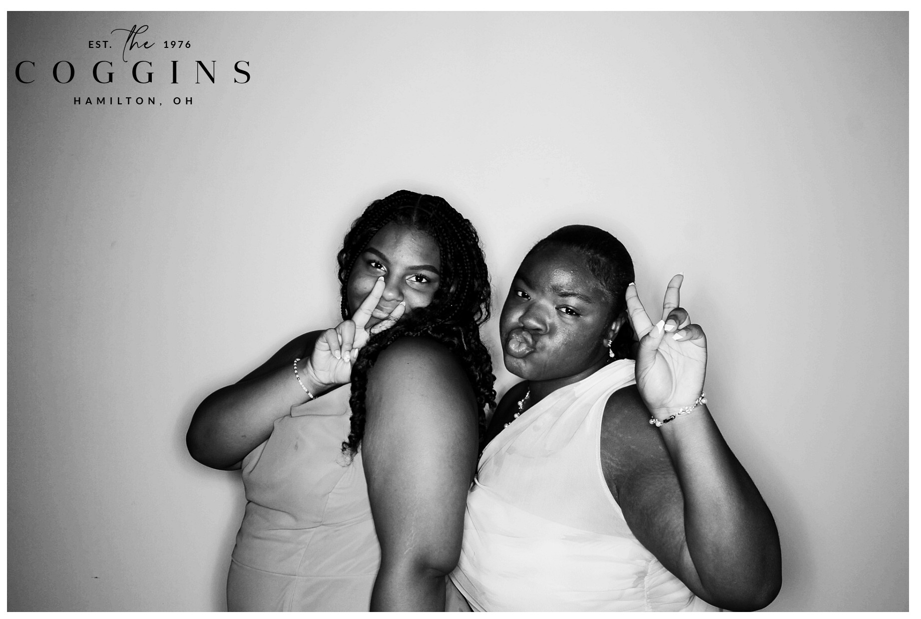 Coggins Wedding | View more photos from the event at gallery.photoboothcincy.com/u/PhotoBoothCincy/Coggins-Wedding