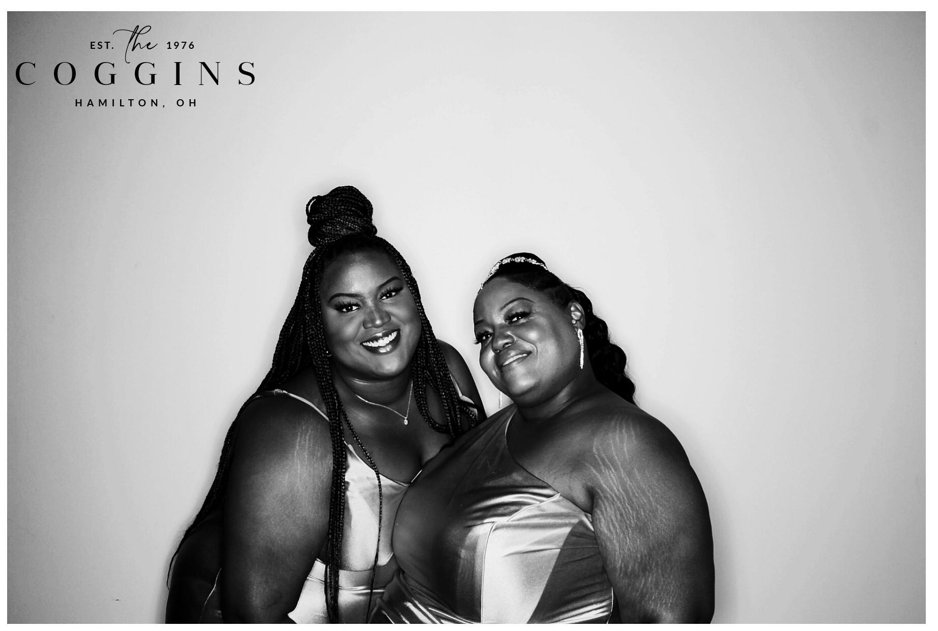 Coggins Wedding | View more photos from the event at gallery.photoboothcincy.com/u/PhotoBoothCincy/Coggins-Wedding