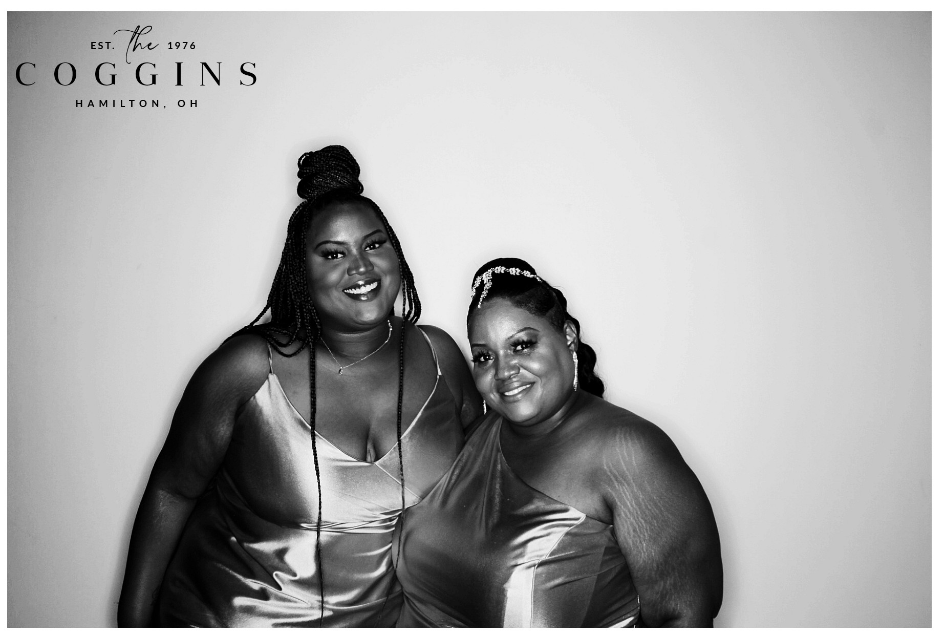 Coggins Wedding | View more photos from the event at gallery.photoboothcincy.com/u/PhotoBoothCincy/Coggins-Wedding