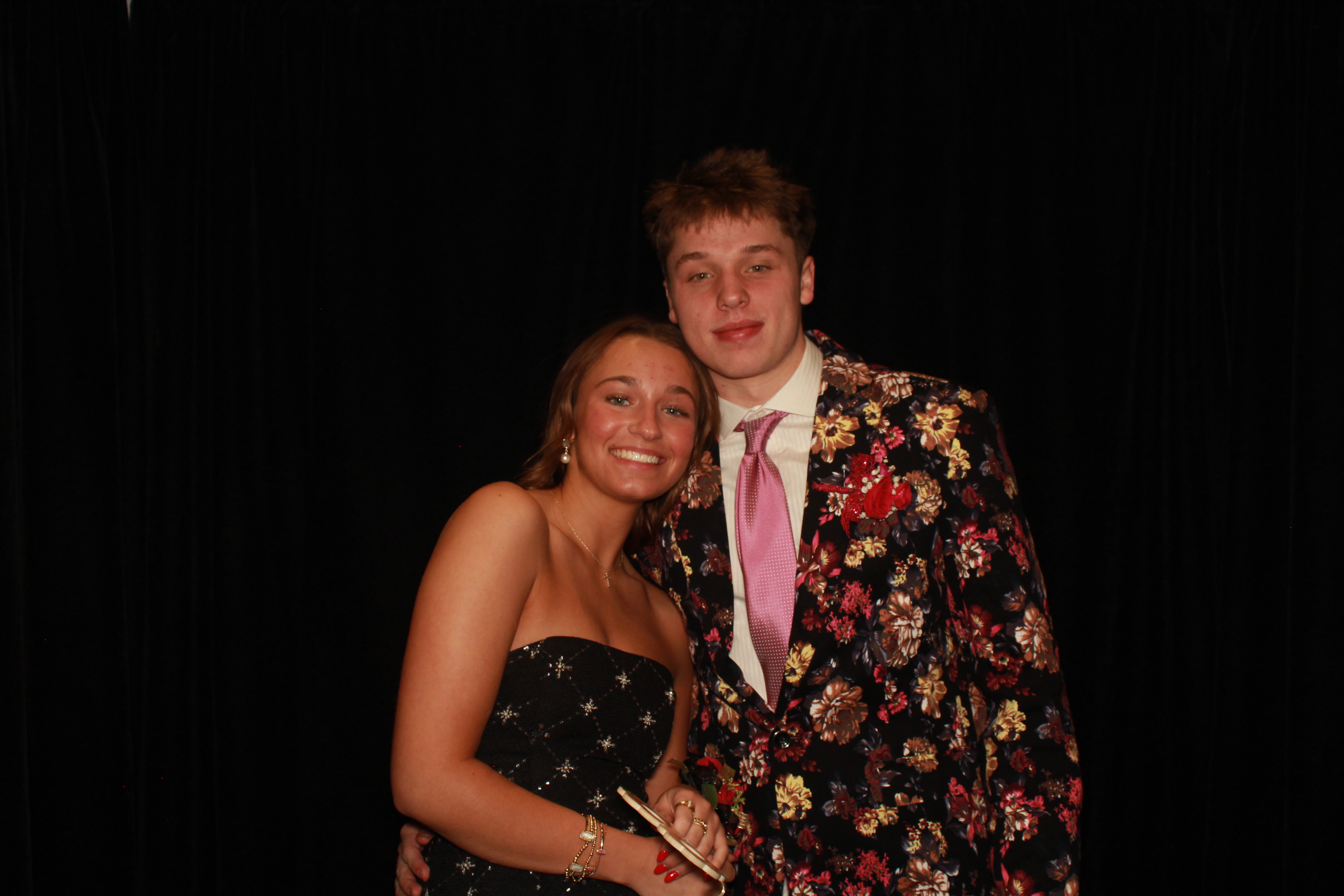 Conner HS Prom | View more photos from the event at gallery.photoboothcincy.com/u/PhotoBoothCincy/Conner-HS-Prom