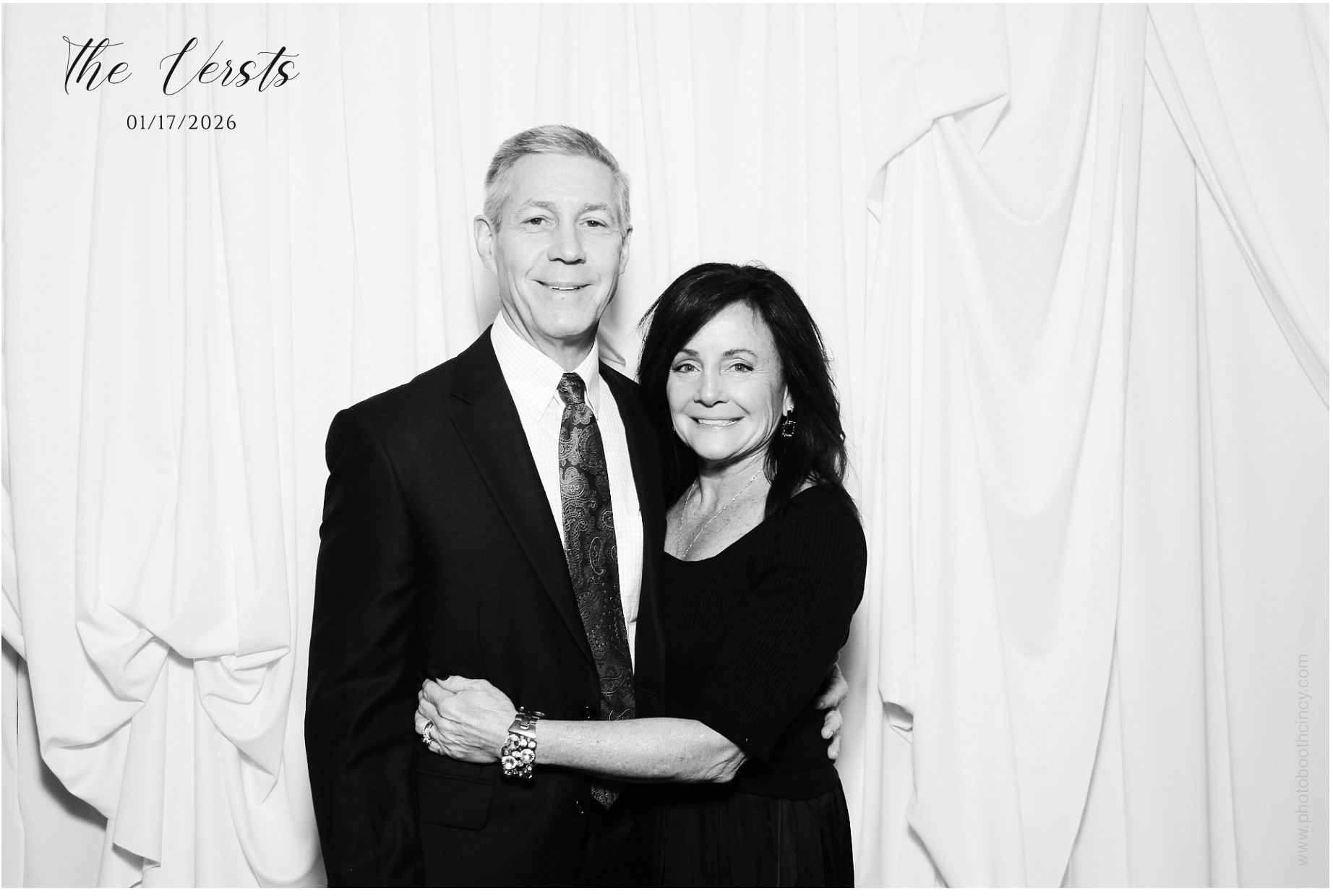 Conner & Madison | View more photos from the event at gallery.photoboothcincy.com/u/PhotoBoothCincy/Conner-Madison