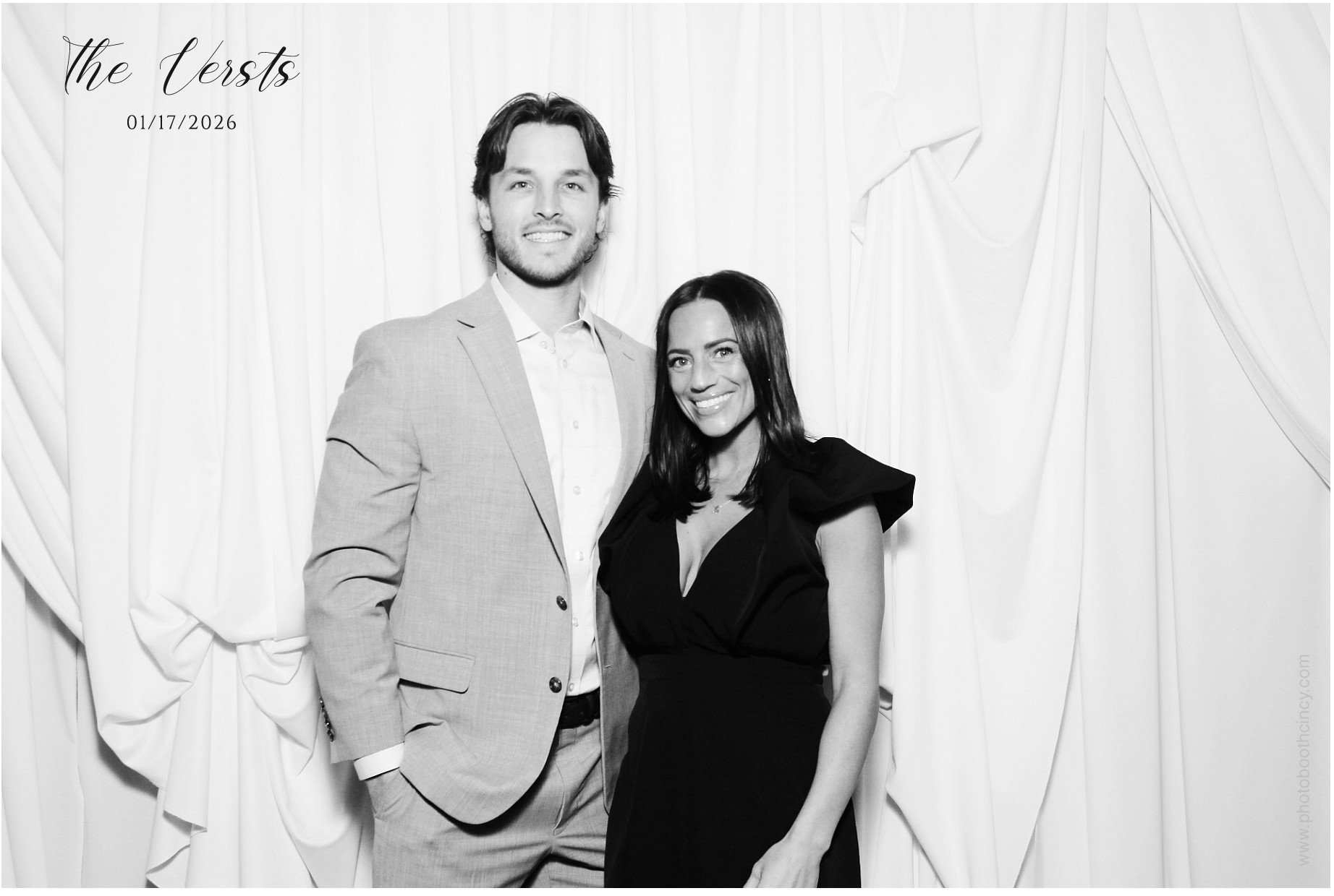 Conner & Madison | View more photos from the event at gallery.photoboothcincy.com/u/PhotoBoothCincy/Conner-Madison