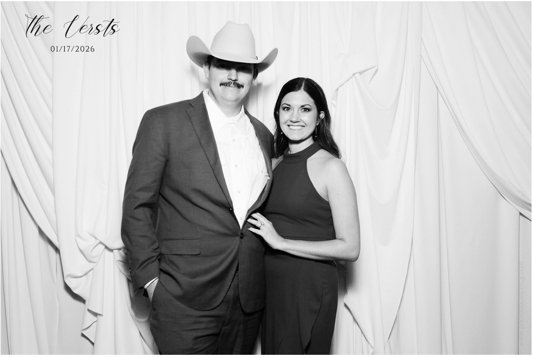 Conner & Madison | View more photos from the event at gallery.photoboothcincy.com/u/PhotoBoothCincy/Conner-Madison