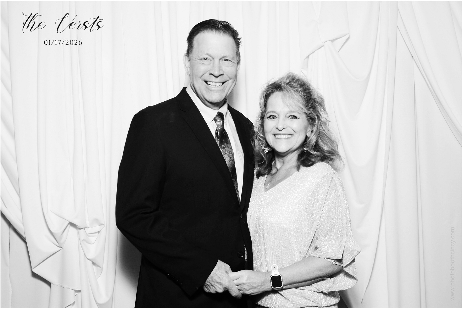 Conner & Madison | View more photos from the event at gallery.photoboothcincy.com/u/PhotoBoothCincy/Conner-Madison