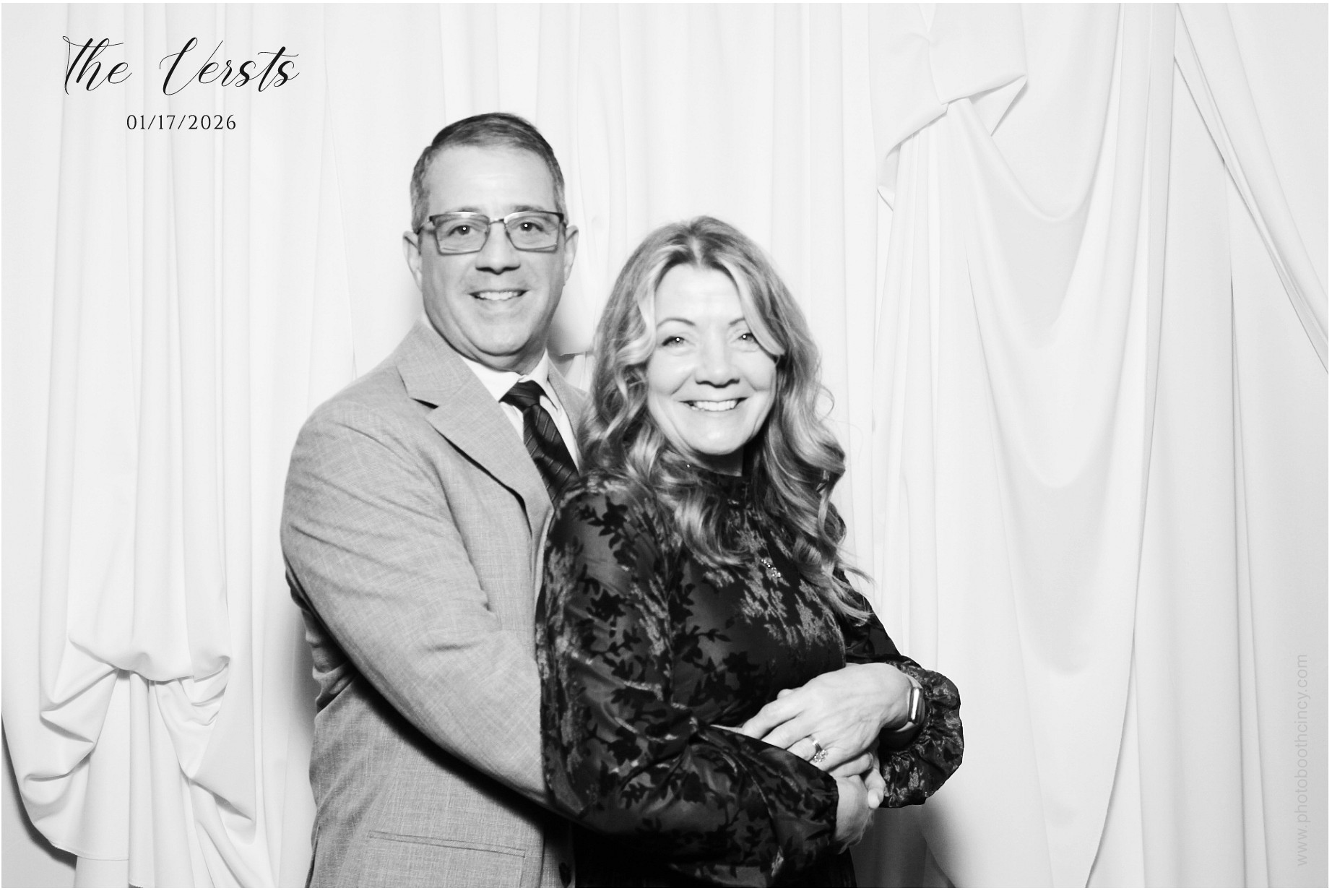 Conner & Madison | View more photos from the event at gallery.photoboothcincy.com/u/PhotoBoothCincy/Conner-Madison