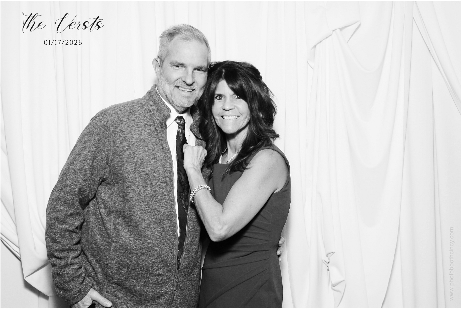 Conner & Madison | View more photos from the event at gallery.photoboothcincy.com/u/PhotoBoothCincy/Conner-Madison