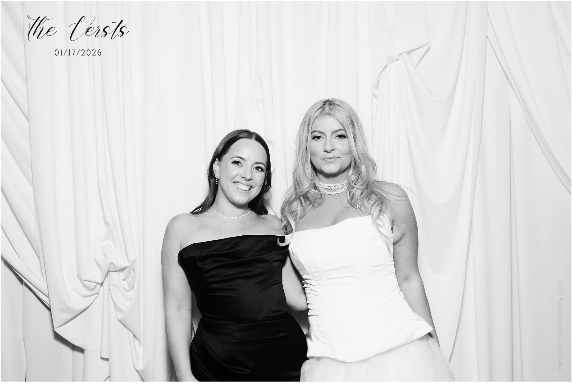Conner & Madison | View more photos from the event at gallery.photoboothcincy.com/u/PhotoBoothCincy/Conner-Madison