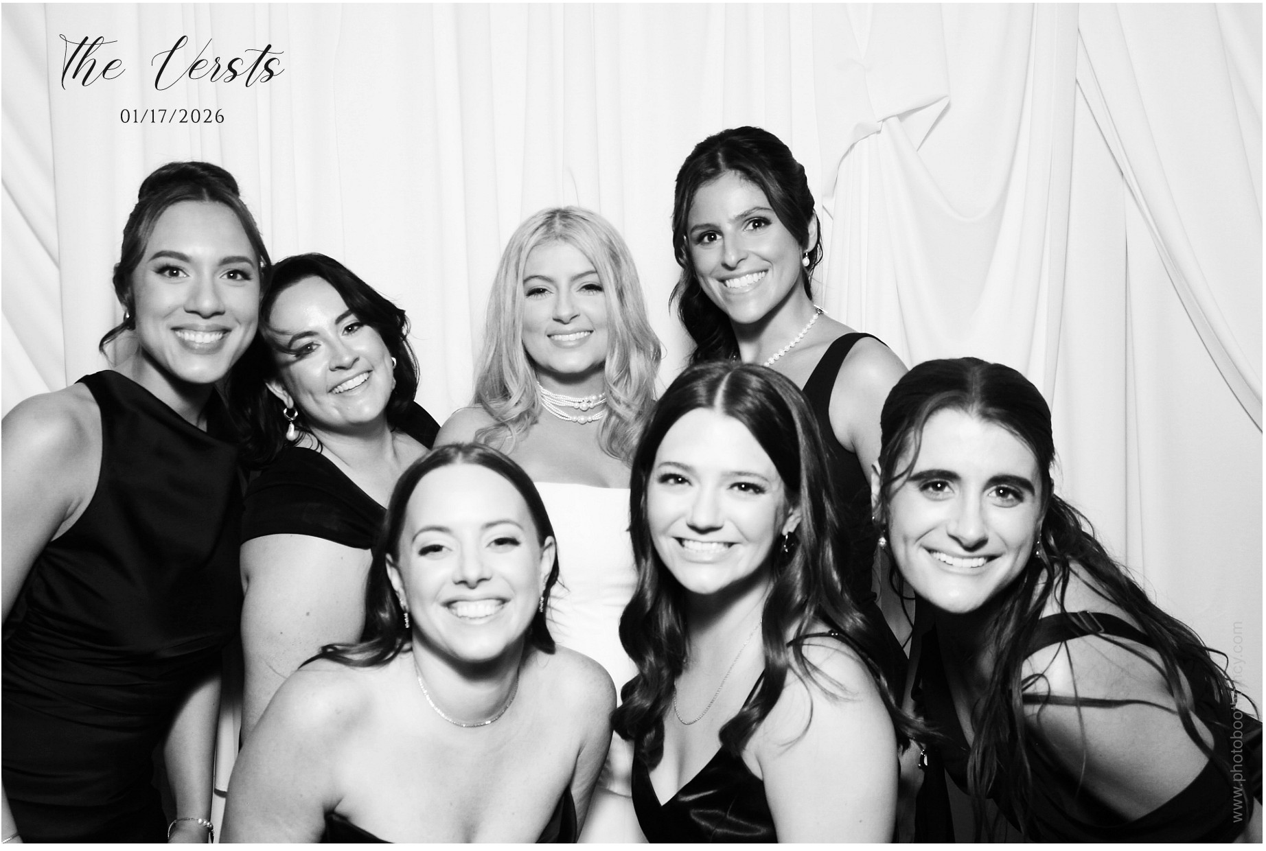 Conner & Madison | View more photos from the event at gallery.photoboothcincy.com/u/PhotoBoothCincy/Conner-Madison