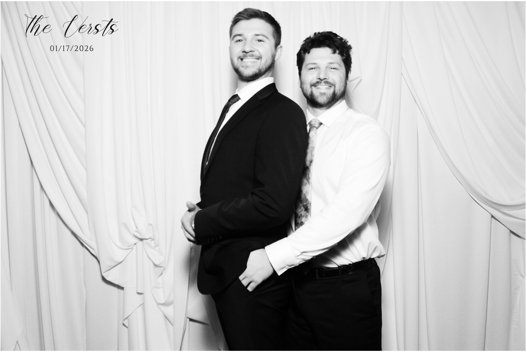 Conner & Madison | View more photos from the event at gallery.photoboothcincy.com/u/PhotoBoothCincy/Conner-Madison