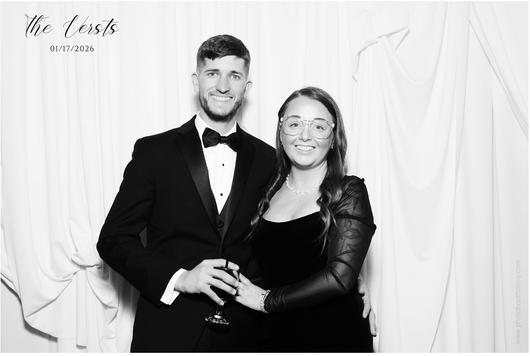 Conner & Madison | View more photos from the event at gallery.photoboothcincy.com/u/PhotoBoothCincy/Conner-Madison
