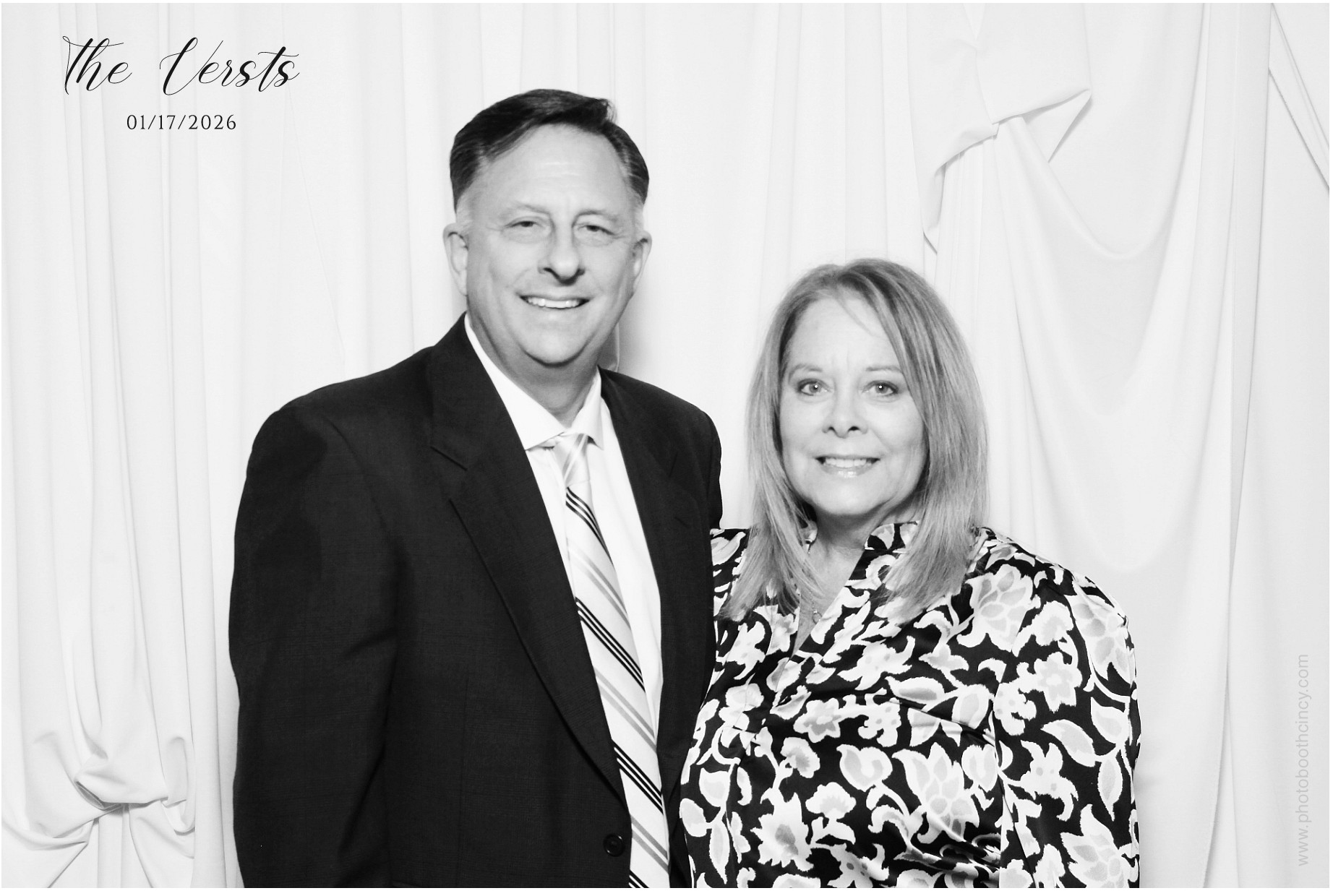 Conner & Madison | View more photos from the event at gallery.photoboothcincy.com/u/PhotoBoothCincy/Conner-Madison