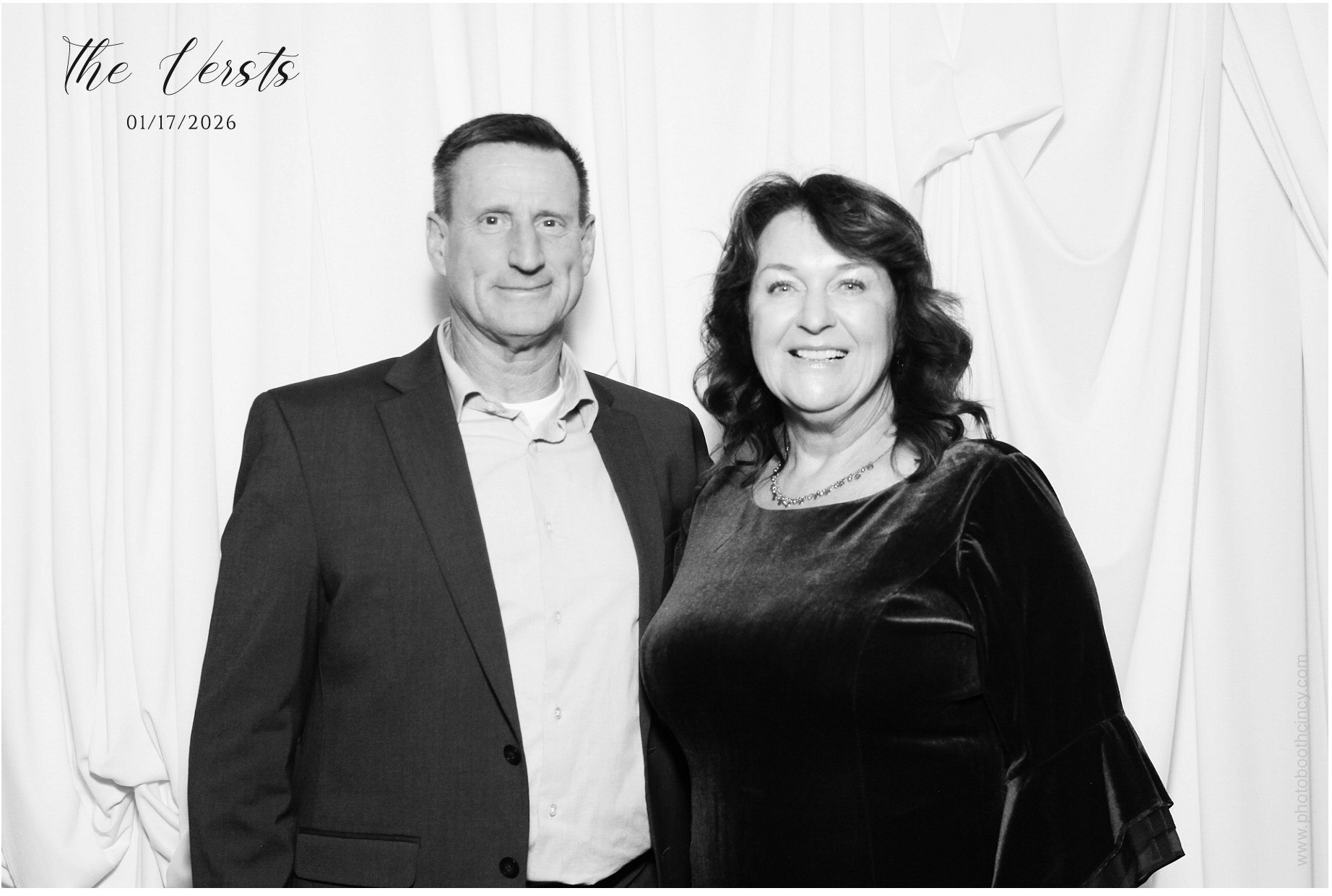 Conner & Madison | View more photos from the event at gallery.photoboothcincy.com/u/PhotoBoothCincy/Conner-Madison