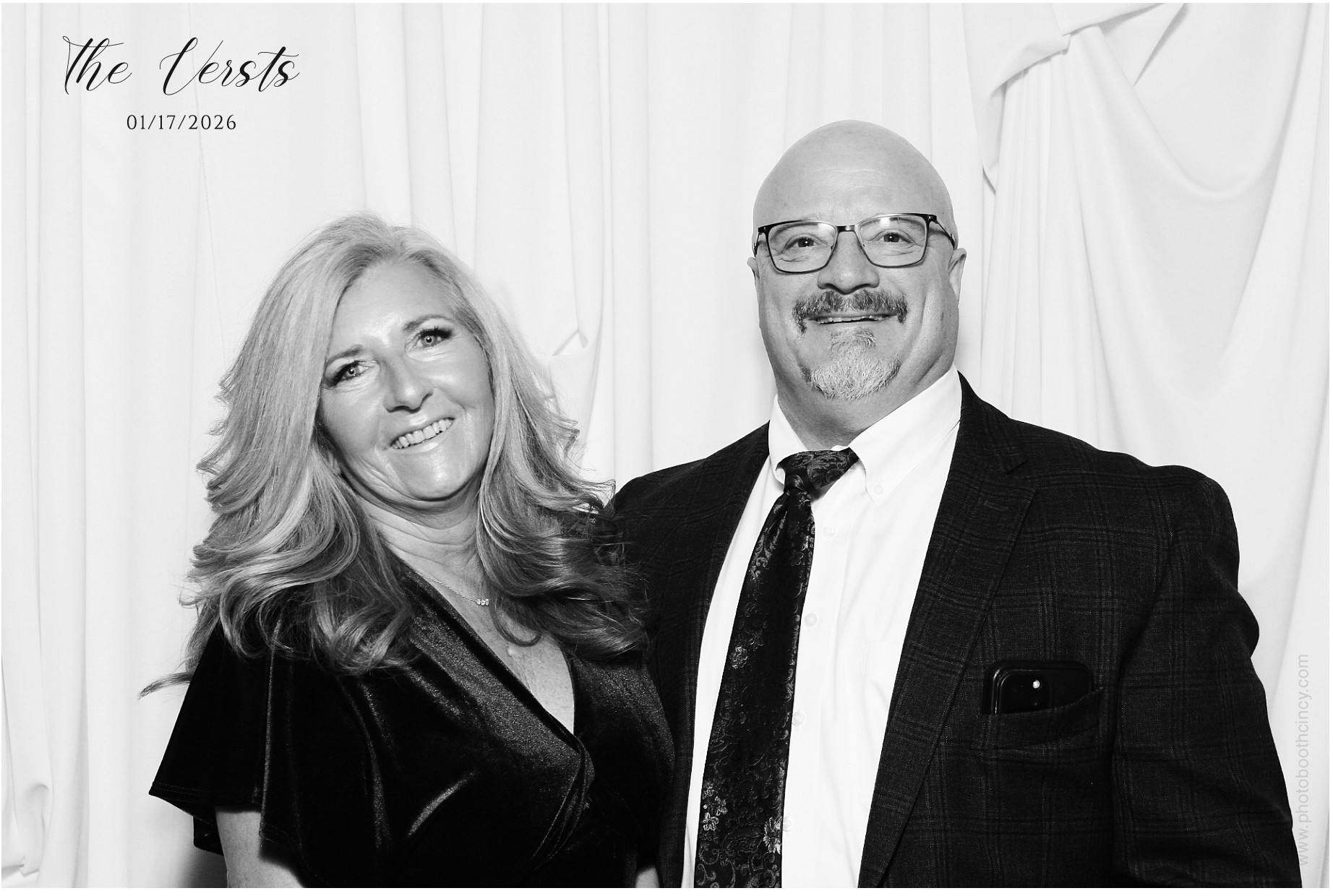 Conner & Madison | View more photos from the event at gallery.photoboothcincy.com/u/PhotoBoothCincy/Conner-Madison