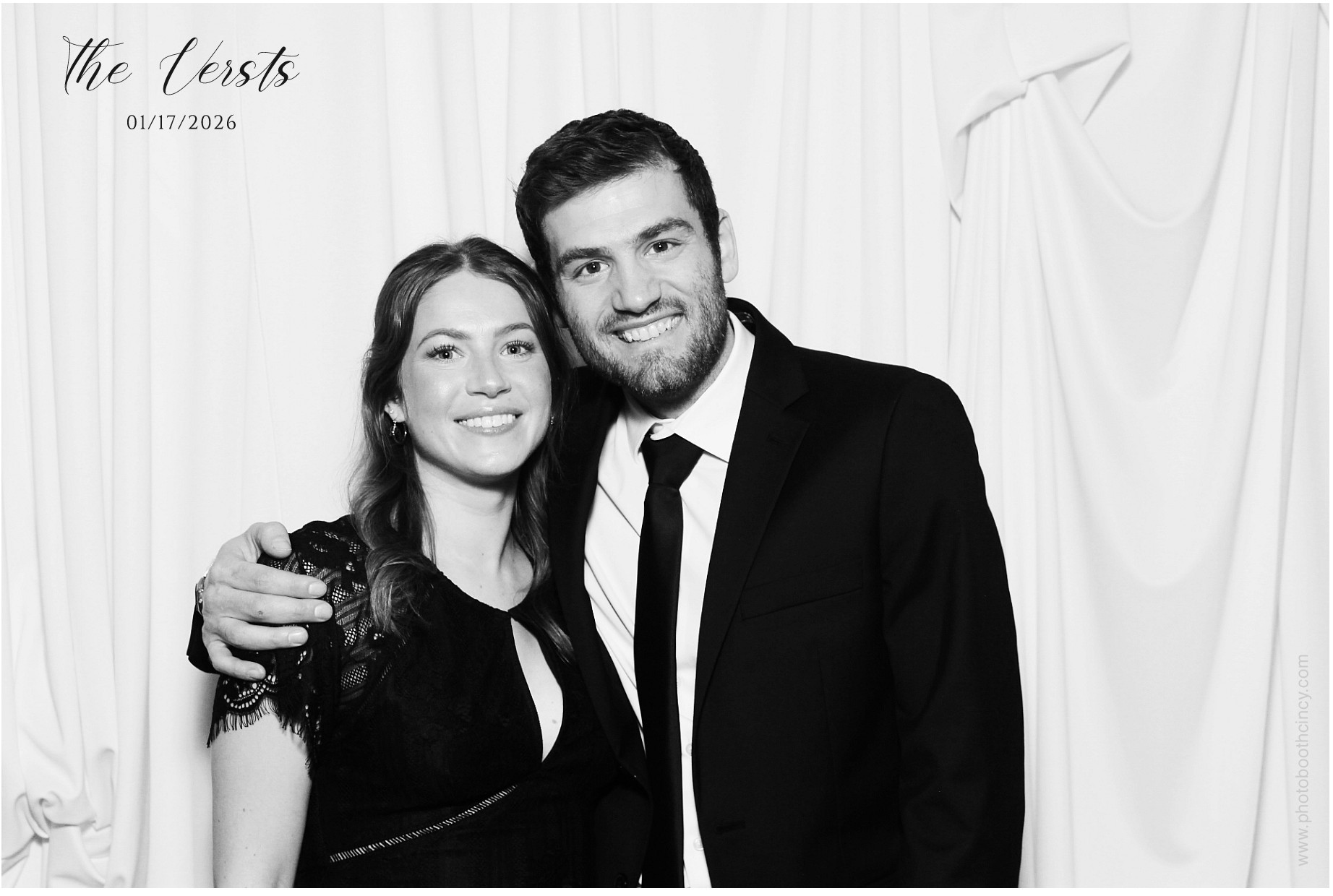Conner & Madison | View more photos from the event at gallery.photoboothcincy.com/u/PhotoBoothCincy/Conner-Madison