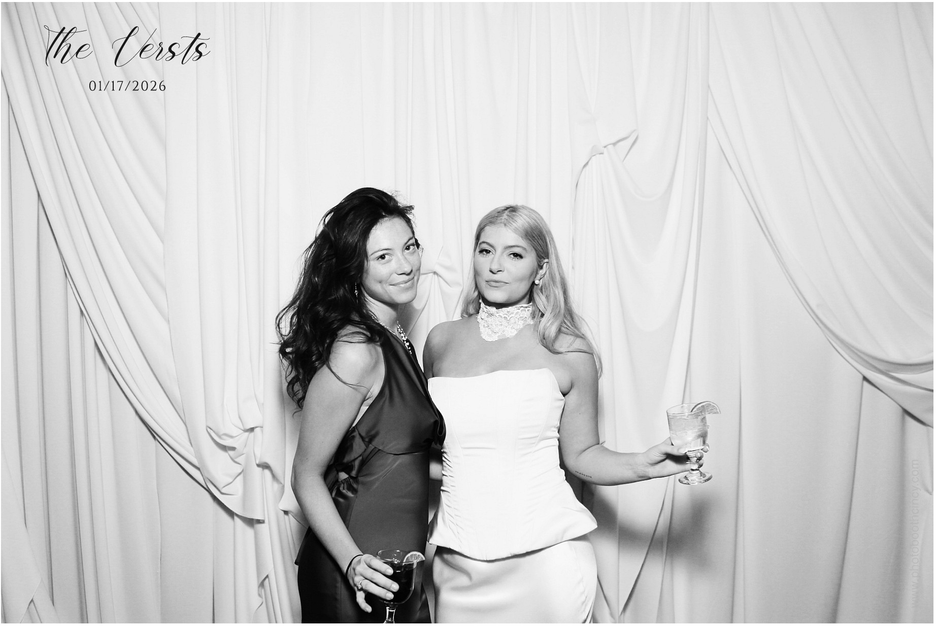 Conner & Madison | View more photos from the event at gallery.photoboothcincy.com/u/PhotoBoothCincy/Conner-Madison