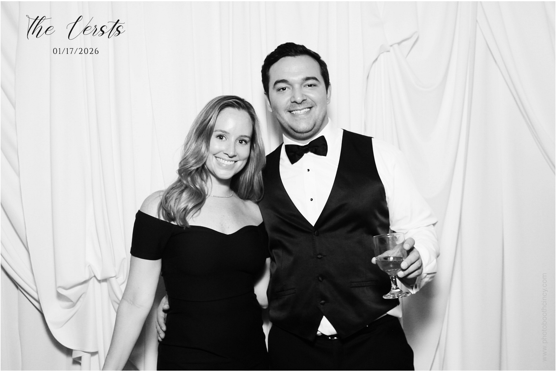 Conner & Madison | View more photos from the event at gallery.photoboothcincy.com/u/PhotoBoothCincy/Conner-Madison