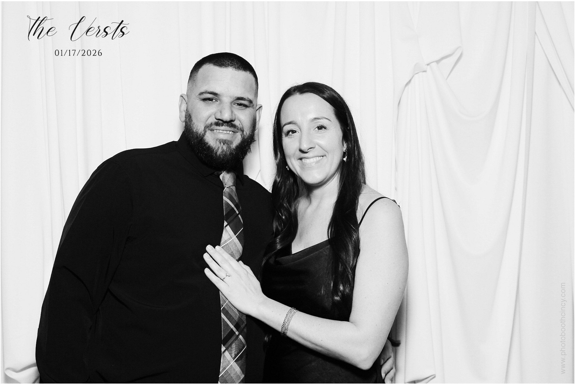 Conner & Madison | View more photos from the event at gallery.photoboothcincy.com/u/PhotoBoothCincy/Conner-Madison