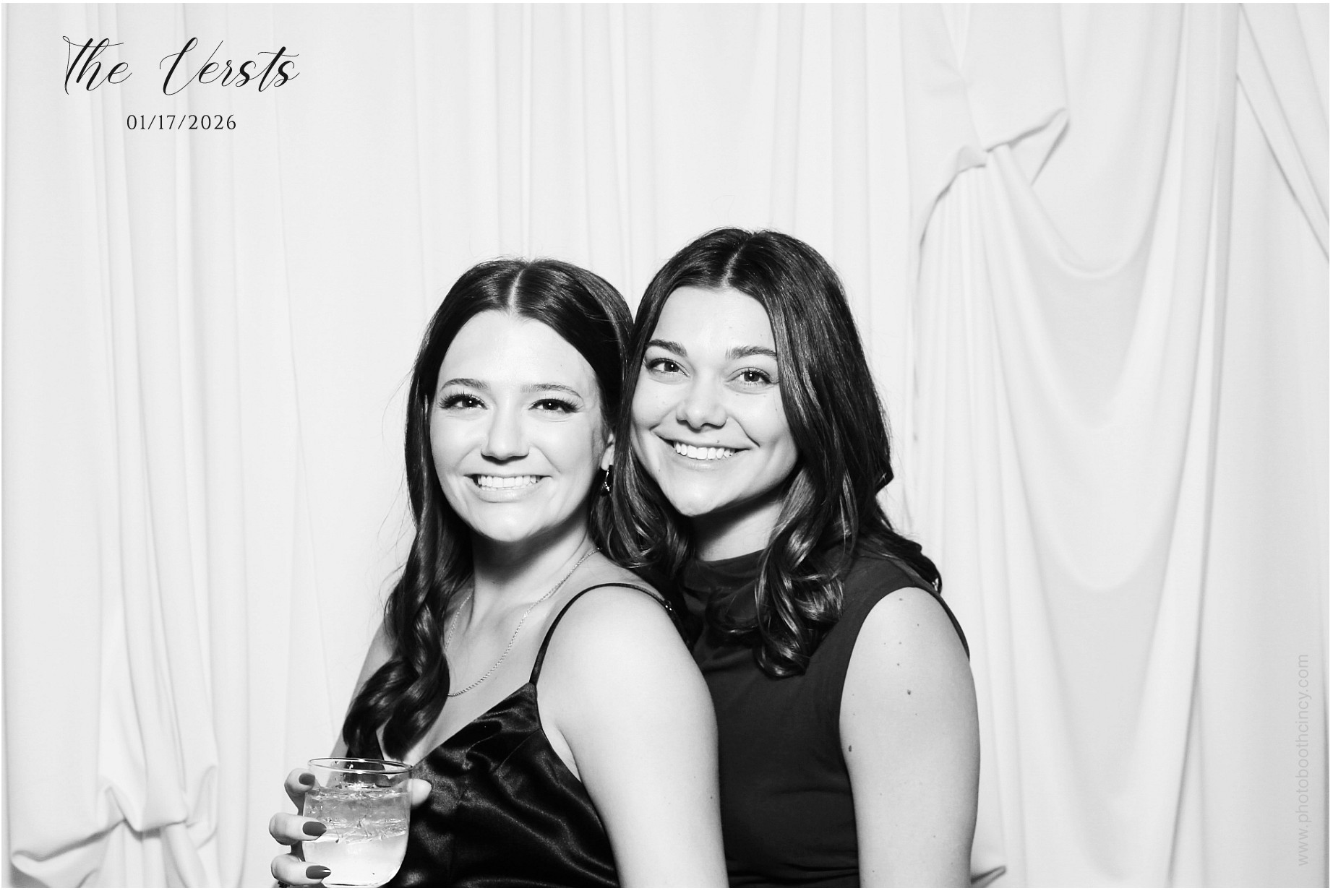 Conner & Madison | View more photos from the event at gallery.photoboothcincy.com/u/PhotoBoothCincy/Conner-Madison