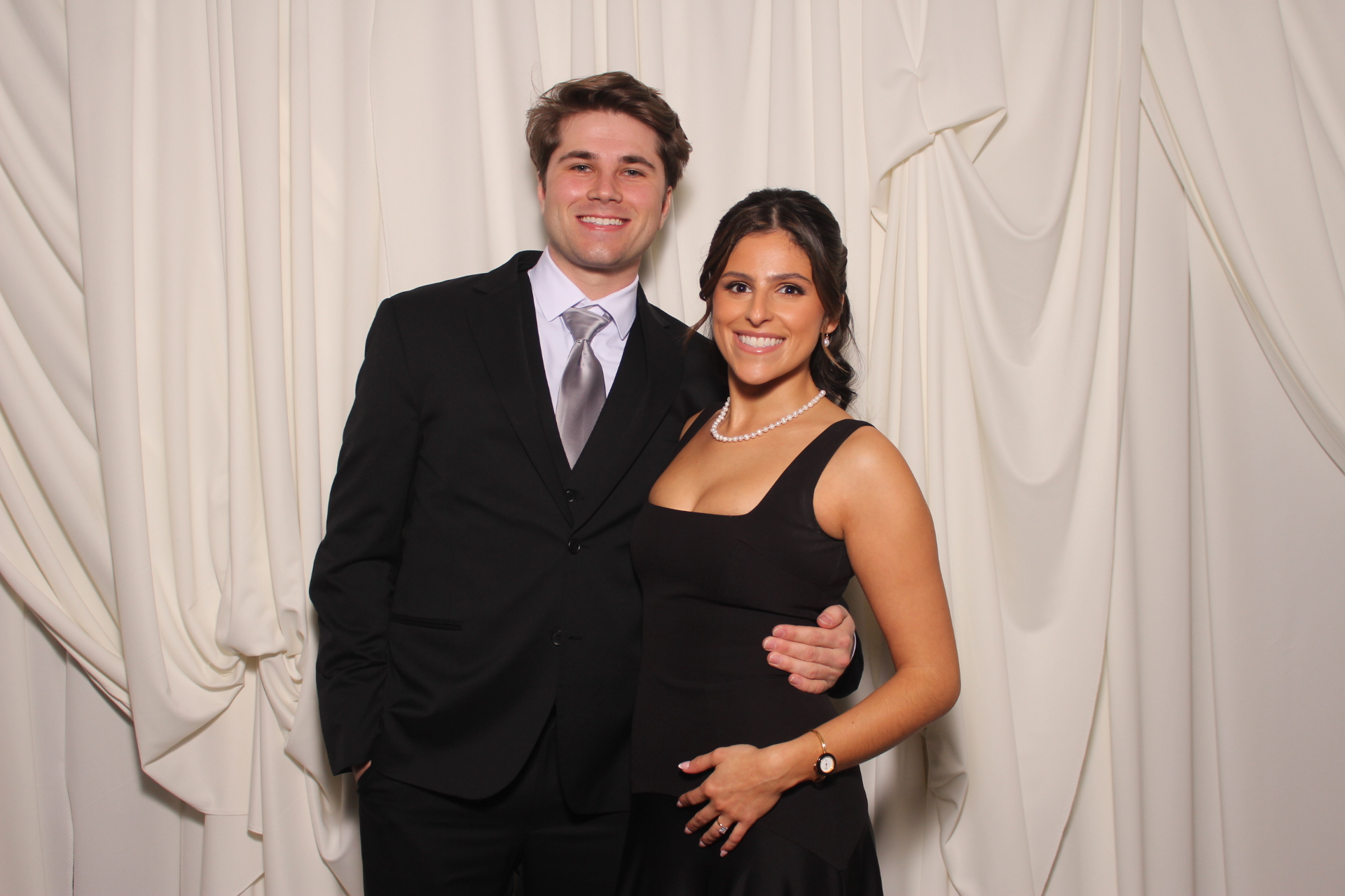Conner & Madison | View more photos from the event at gallery.photoboothcincy.com/u/PhotoBoothCincy/Conner-Madison