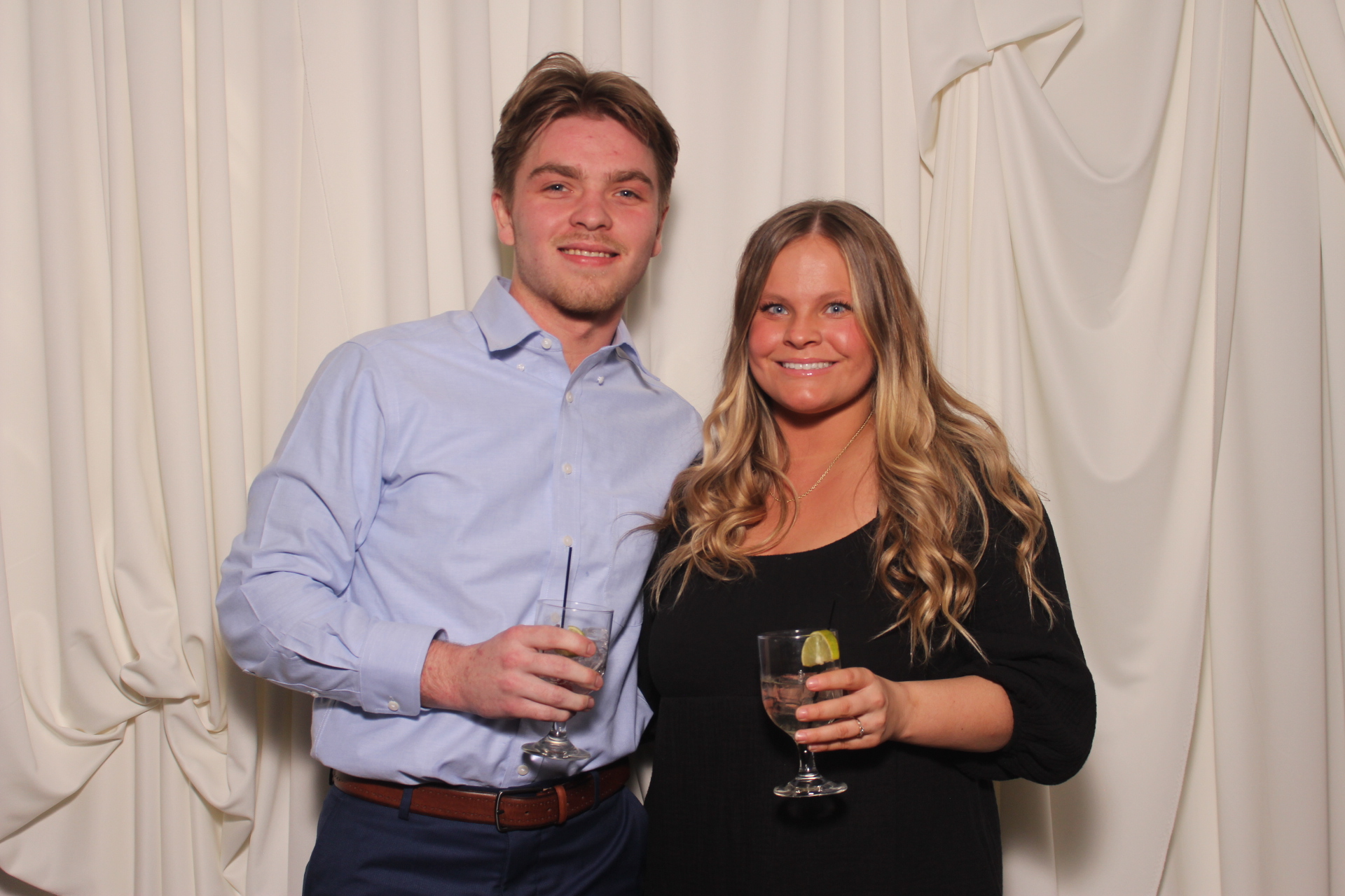 Conner & Madison | View more photos from the event at gallery.photoboothcincy.com/u/PhotoBoothCincy/Conner-Madison