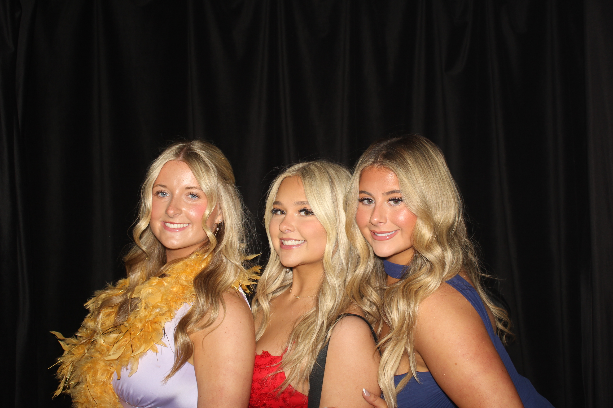  Cooper High School Prom | View more photos from the event at gallery.photoboothcincy.com/u/PhotoBoothCincy/Cooper-High-School-Prom-0