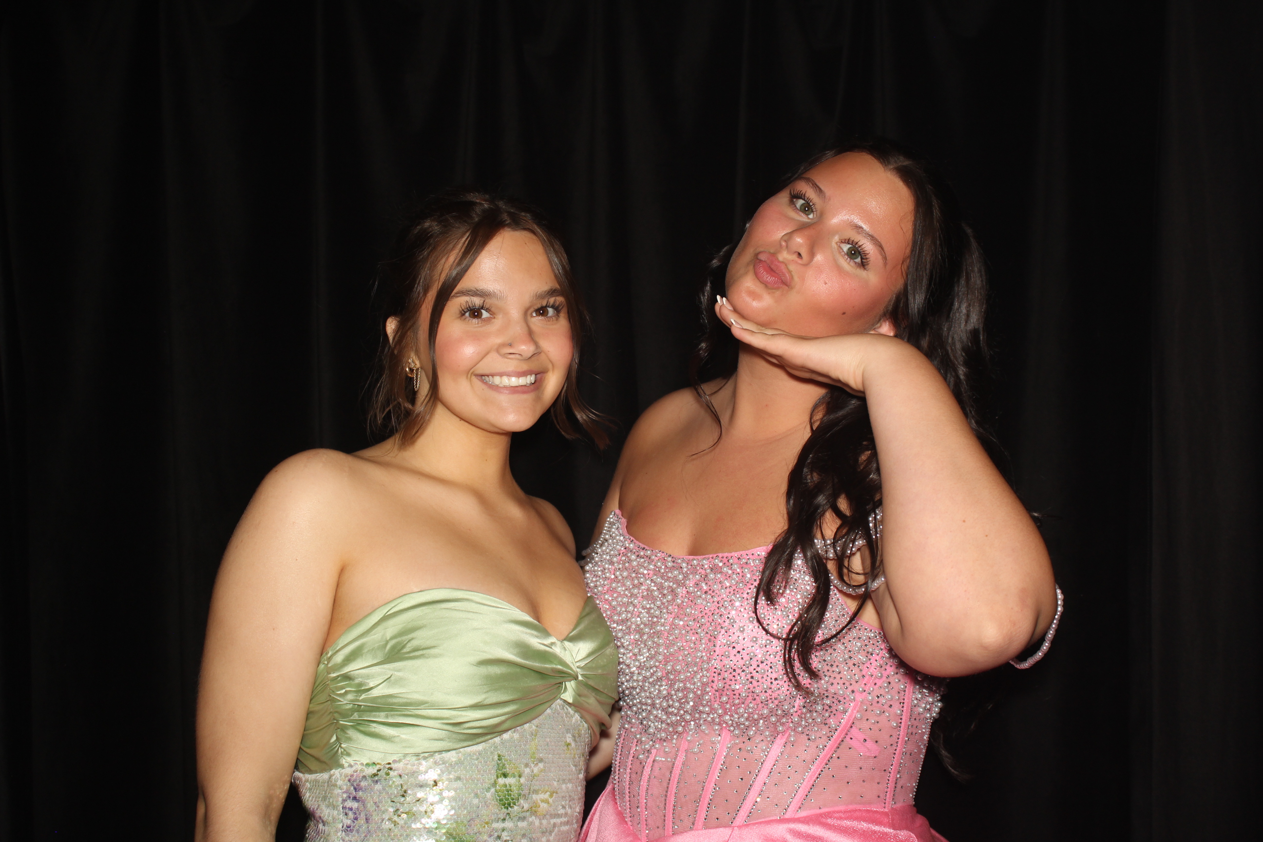  Cooper High School Prom | View more photos from the event at gallery.photoboothcincy.com/u/PhotoBoothCincy/Cooper-High-School-Prom-0