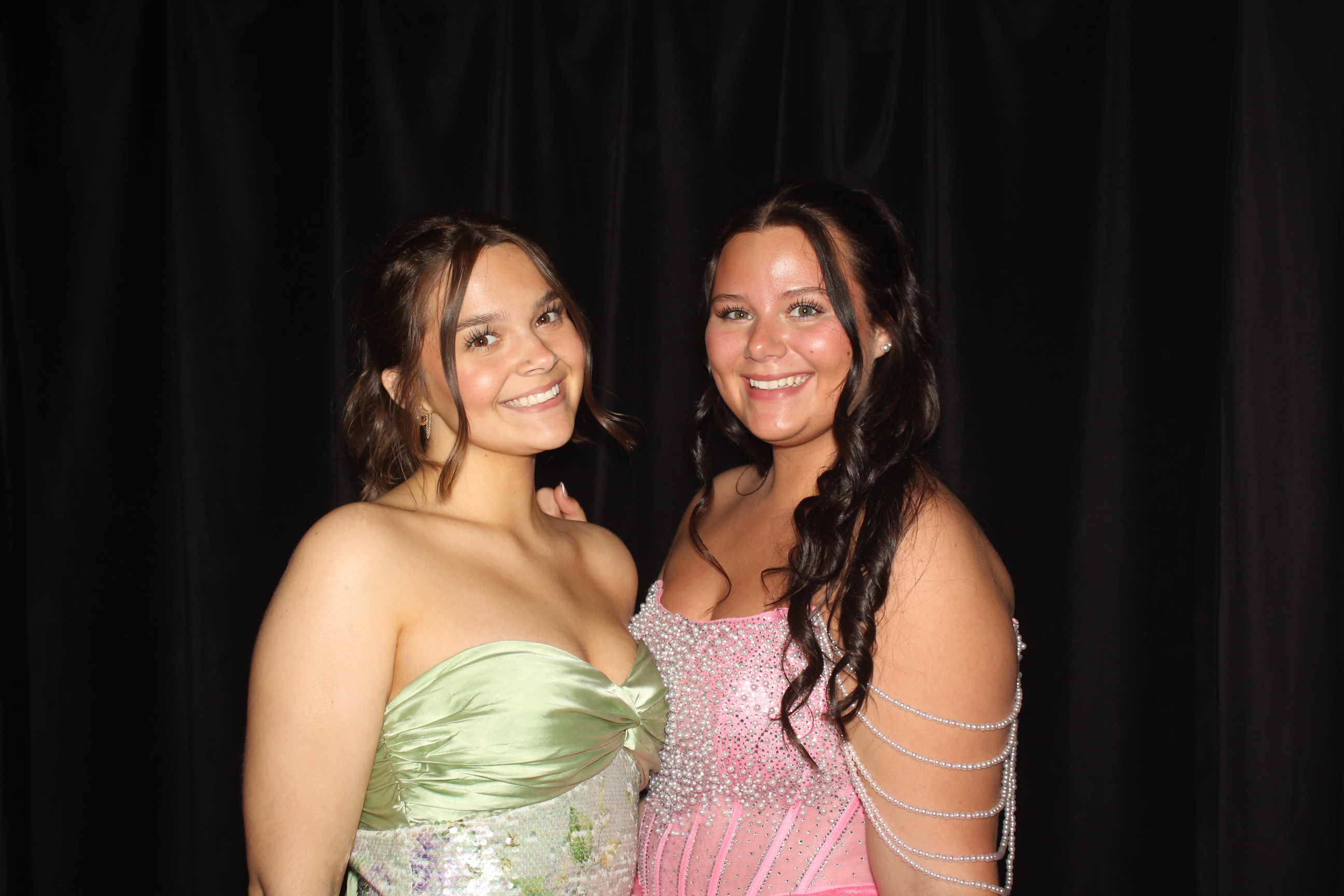  Cooper High School Prom | View more photos from the event at gallery.photoboothcincy.com/u/PhotoBoothCincy/Cooper-High-School-Prom-0