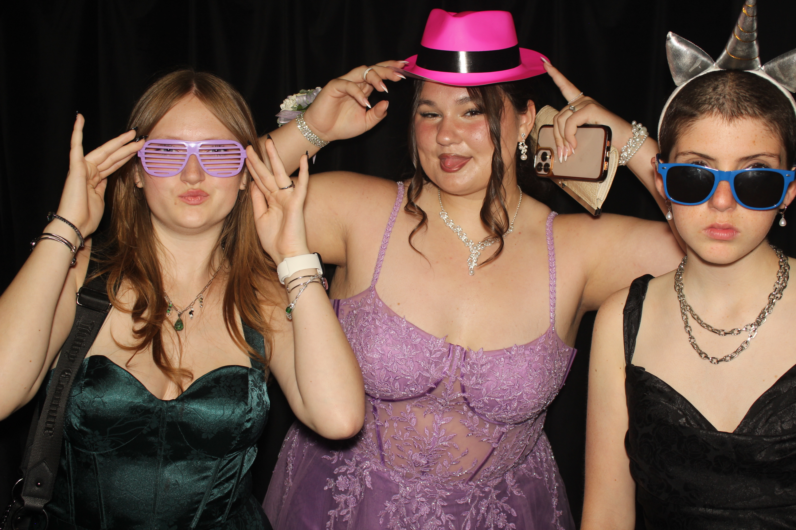  Cooper High School Prom | View more photos from the event at gallery.photoboothcincy.com/u/PhotoBoothCincy/Cooper-High-School-Prom-0