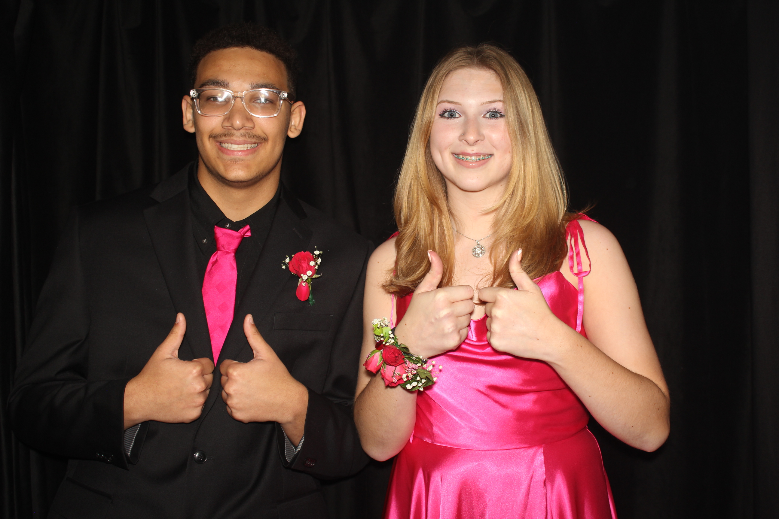  Cooper High School Prom | View more photos from the event at gallery.photoboothcincy.com/u/PhotoBoothCincy/Cooper-High-School-Prom-0