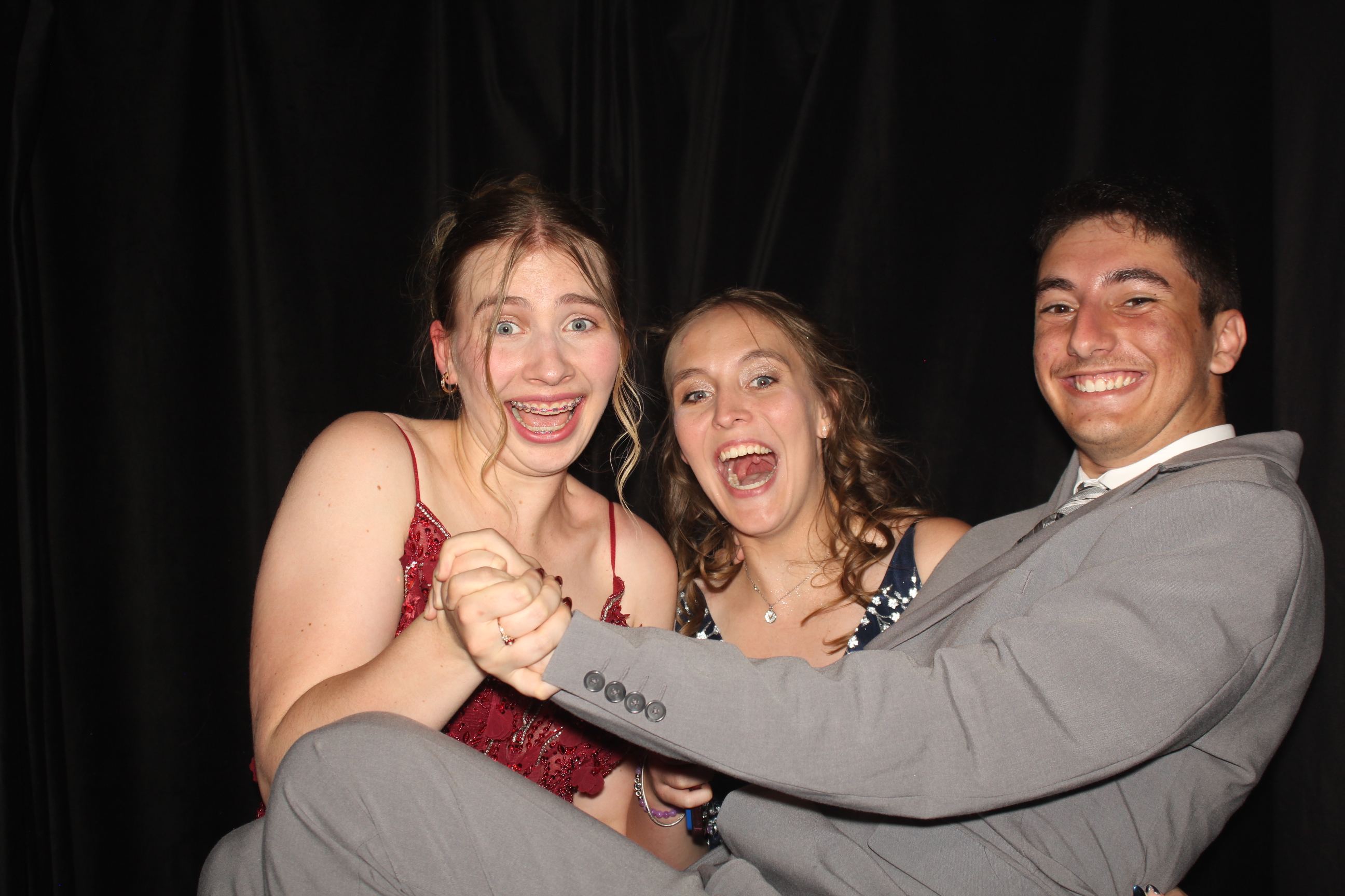  Cooper High School Prom | View more photos from the event at gallery.photoboothcincy.com/u/PhotoBoothCincy/Cooper-High-School-Prom-0