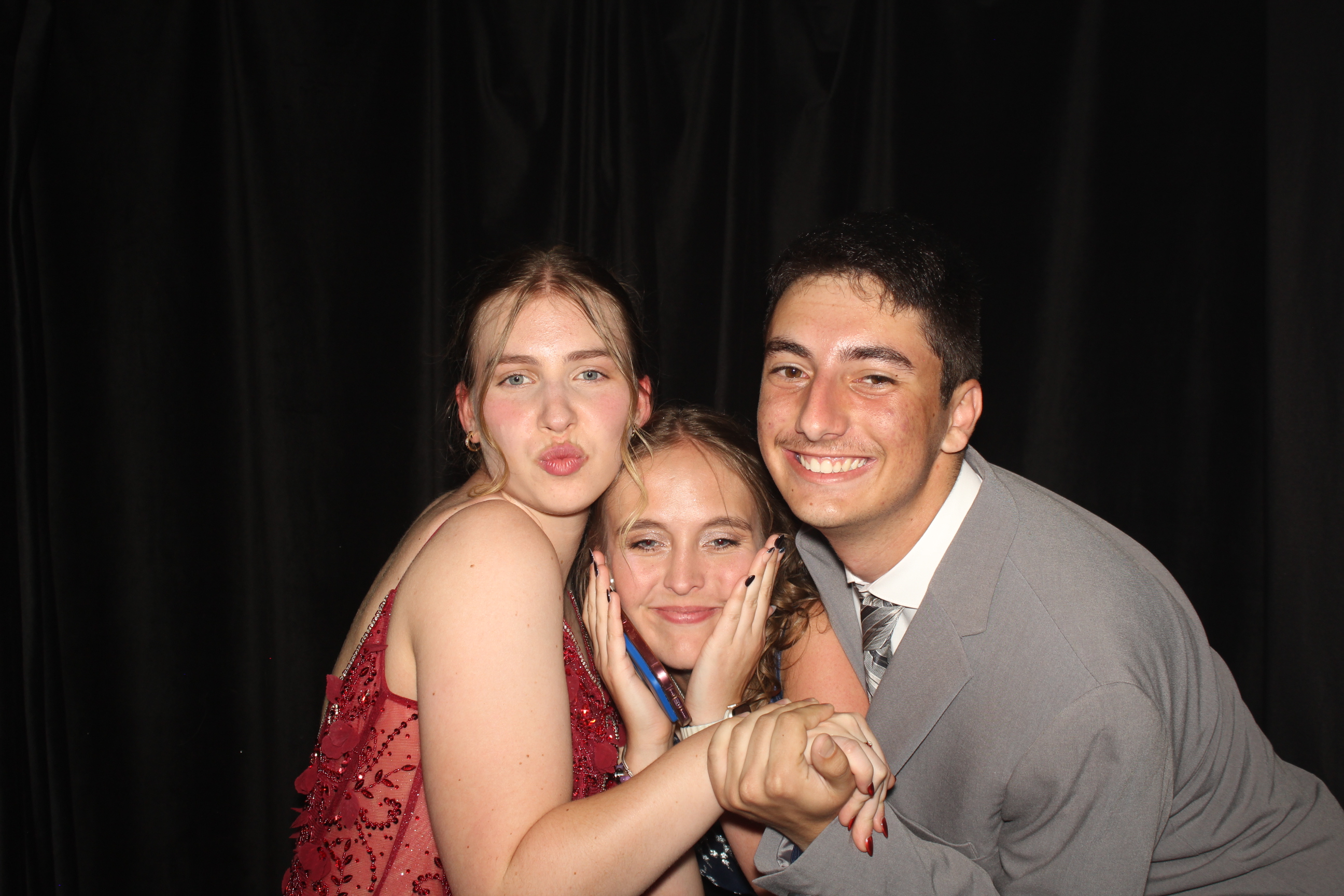  Cooper High School Prom | View more photos from the event at gallery.photoboothcincy.com/u/PhotoBoothCincy/Cooper-High-School-Prom-0
