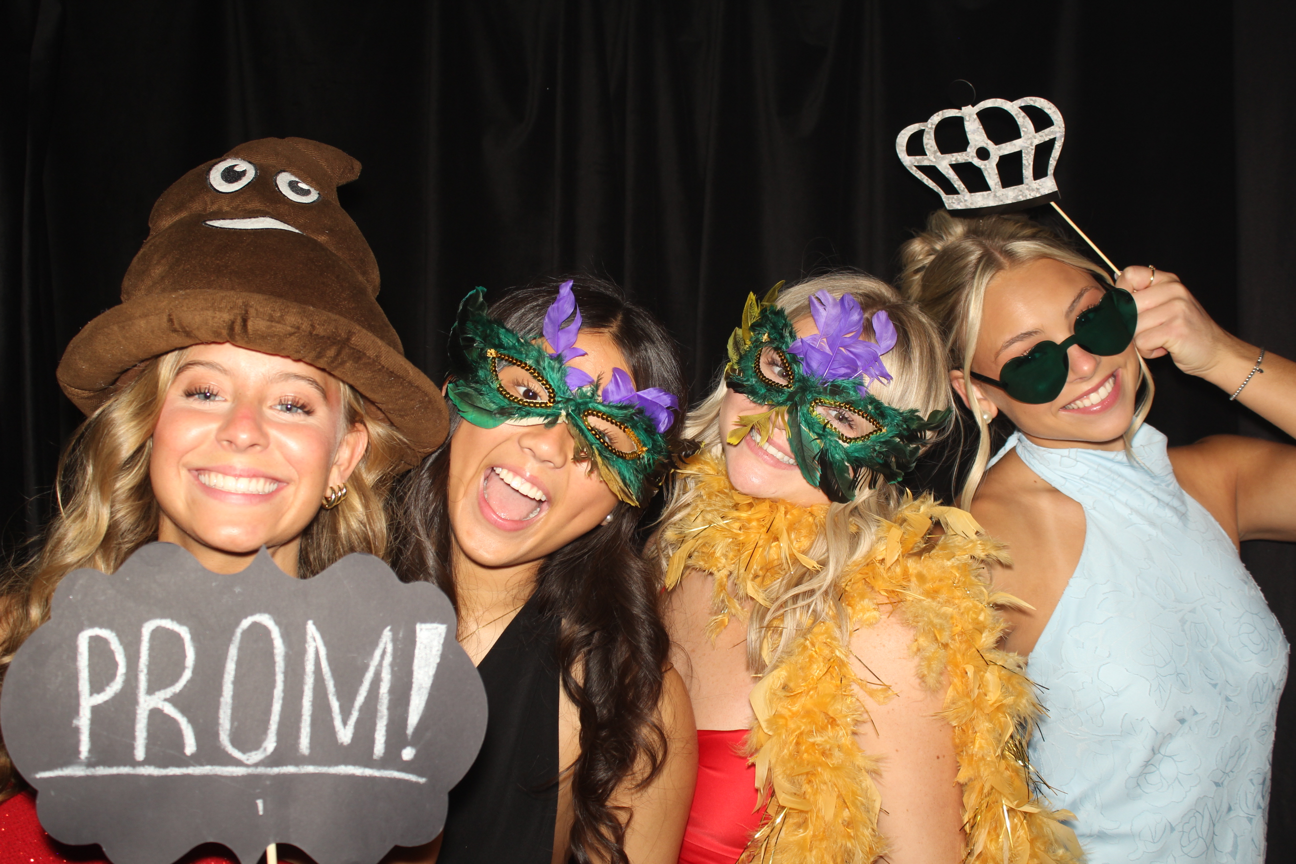 Cooper High School Prom | View more photos from the event at gallery.photoboothcincy.com/u/PhotoBoothCincy/Cooper-High-School-Prom-0