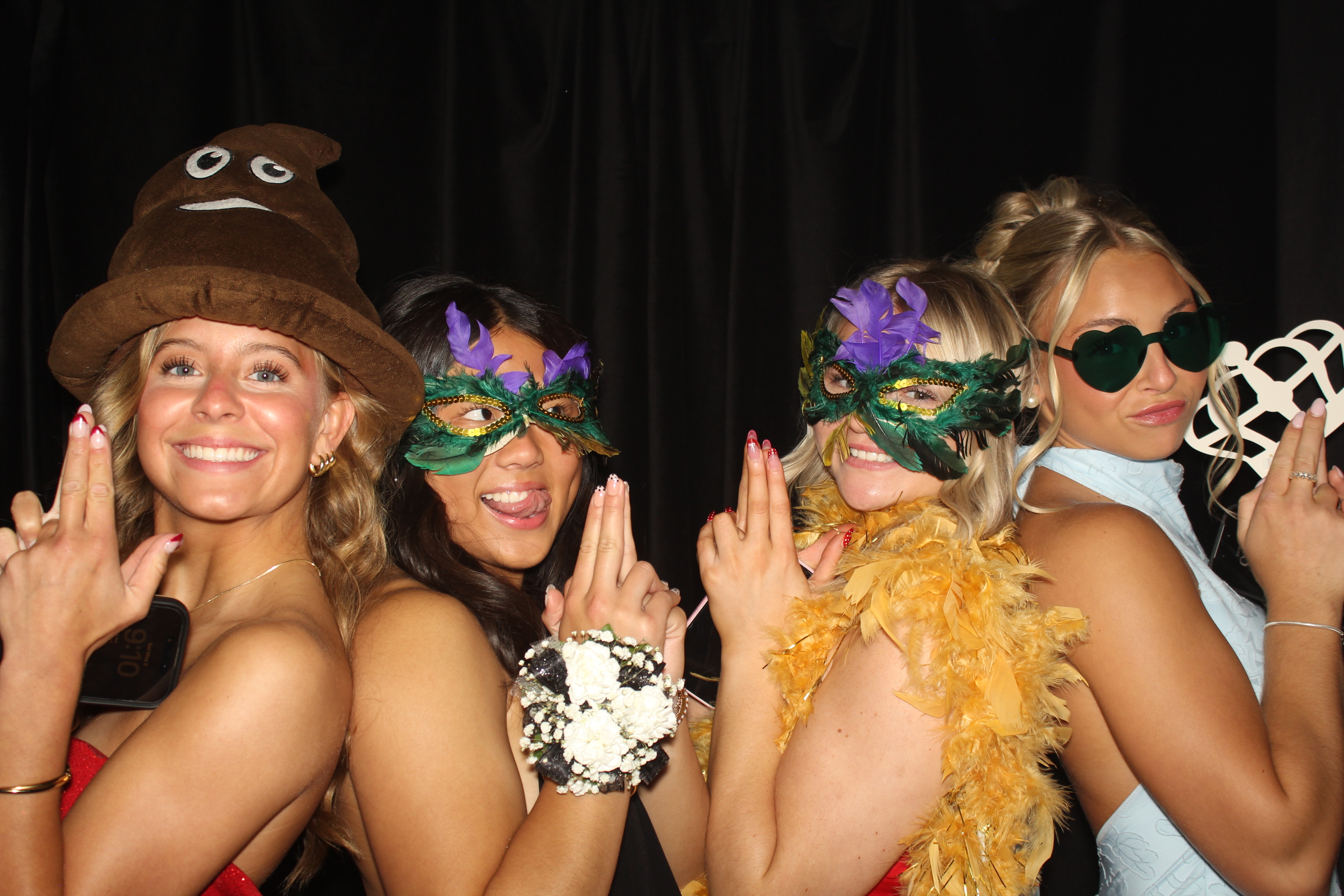  Cooper High School Prom | View more photos from the event at gallery.photoboothcincy.com/u/PhotoBoothCincy/Cooper-High-School-Prom-0